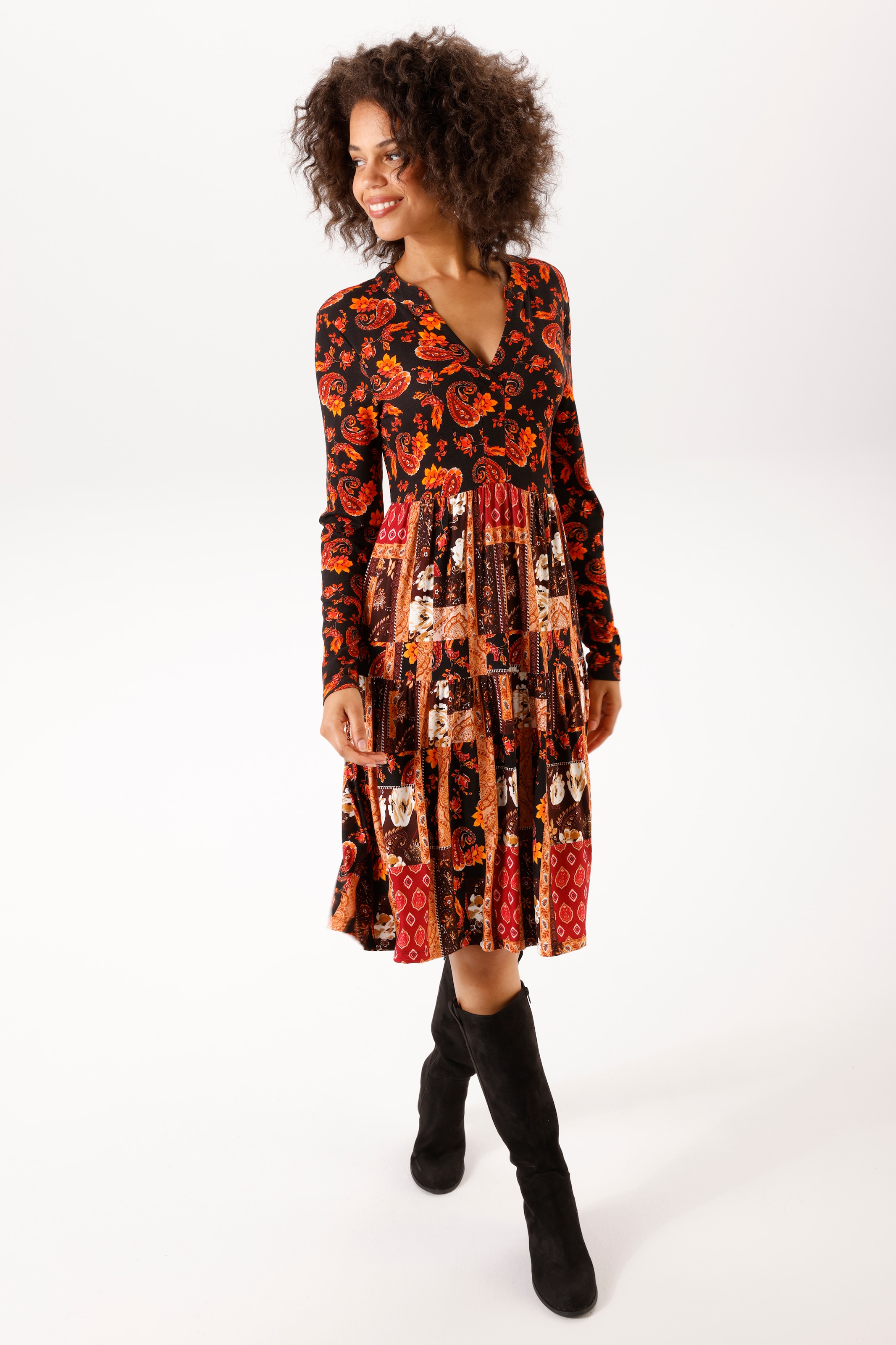 Aniston CASUAL Jerseykleid im farbenfrohen Muster-Mix - NEUE KOLLEKTION