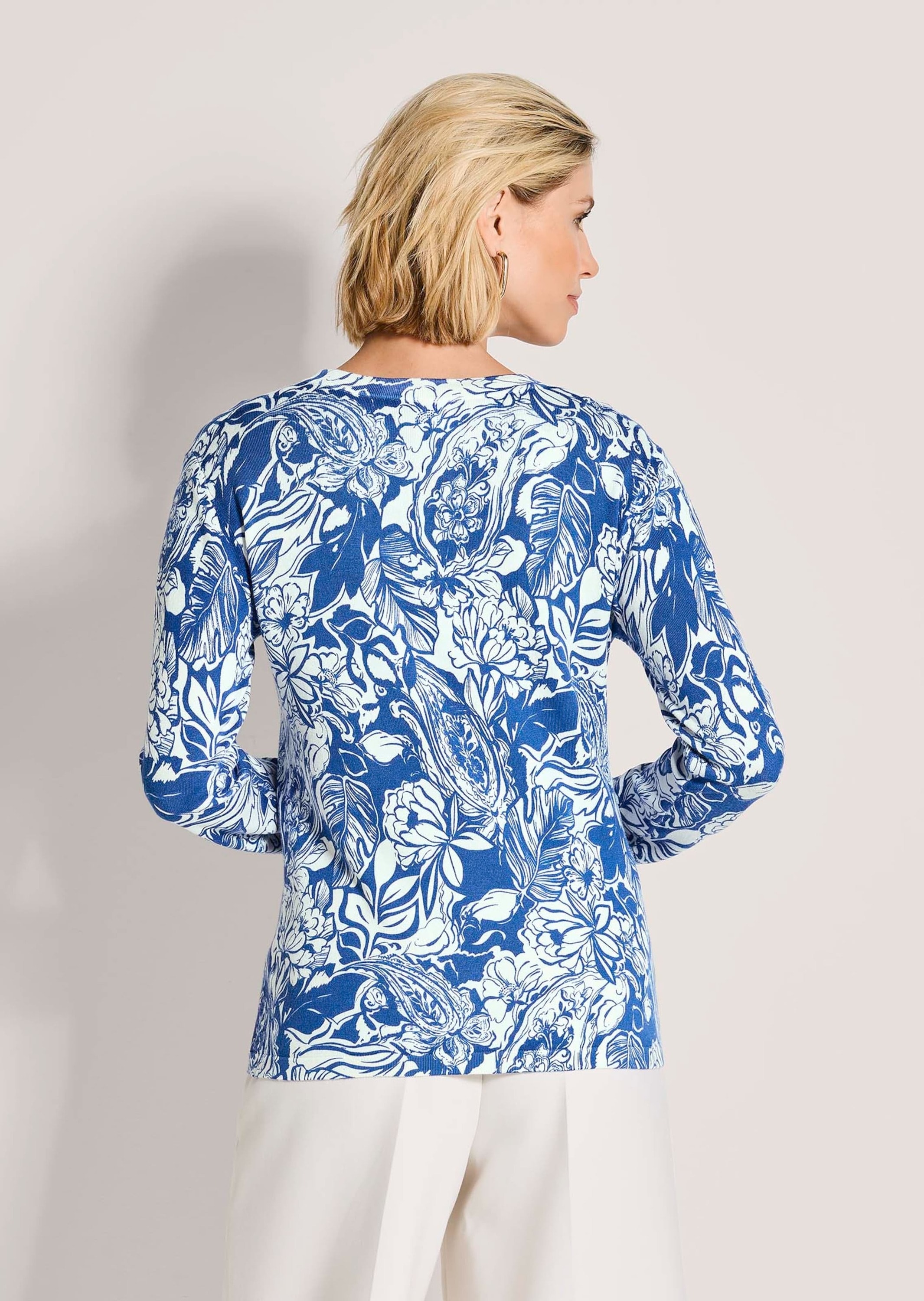 MADELEINE Strickjacke »Strickjacke Blumige Feinstrick-Jacke, Langarm, Knopfleiste« Feinstrick