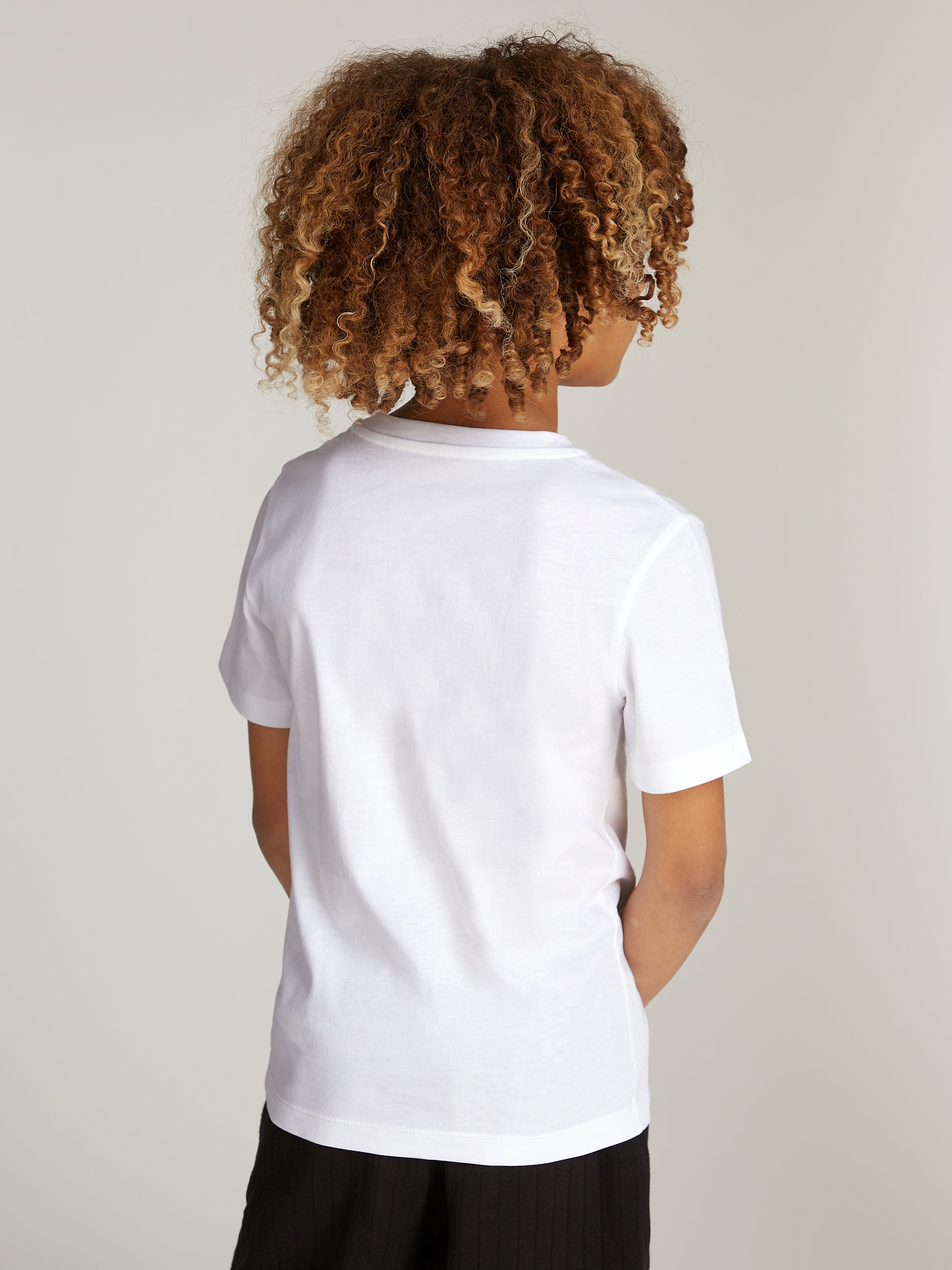 Calvin Klein Jeans T-Shirt »Chest Inst.Logo Ss T-Shirt«, für Kinder bis 16 Jahre und mit Logoschriftzug