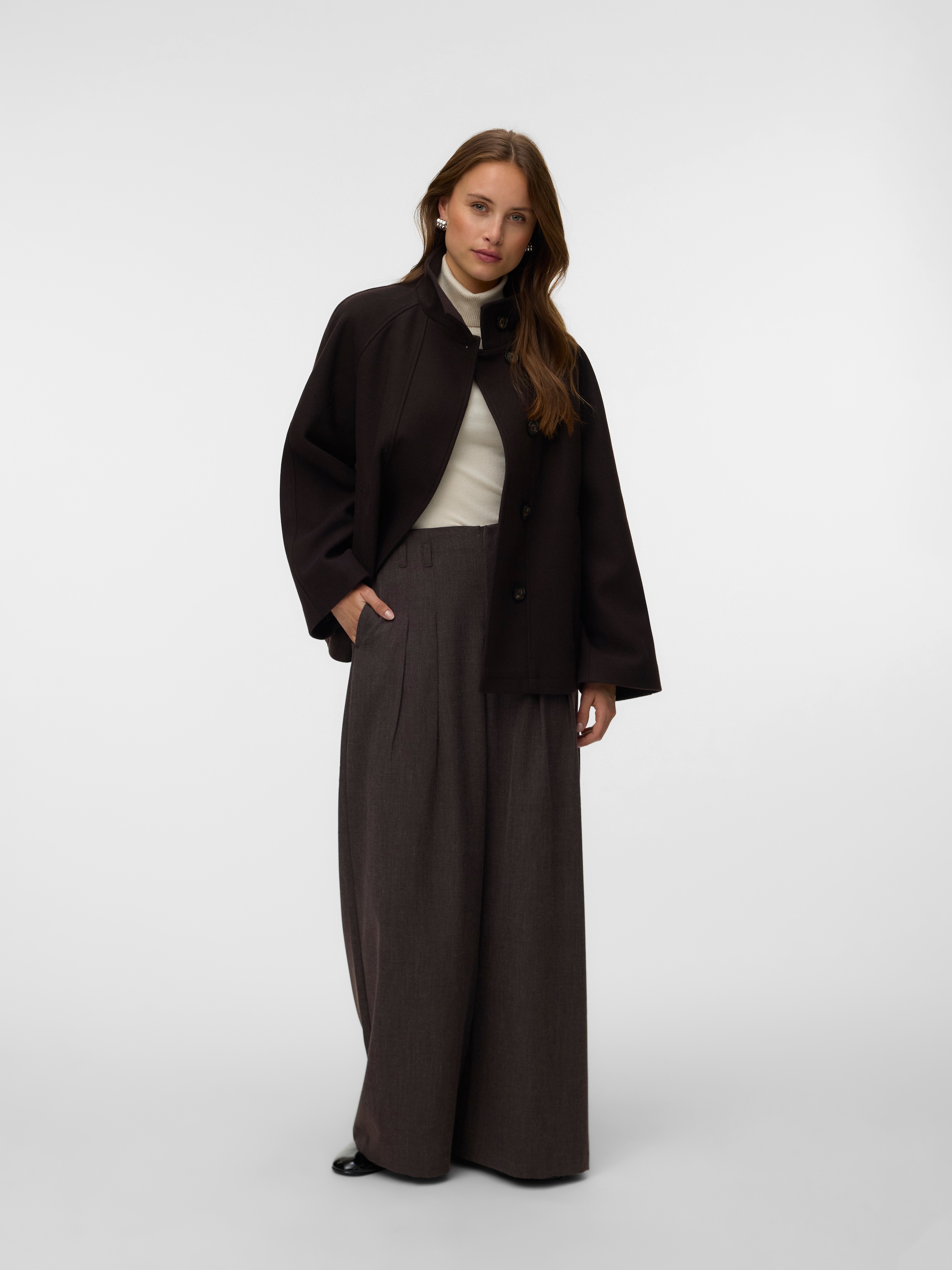 Vero Moda Kurzjacke »VMVINCELORAFINE JACKET NOOS« Kunstfaser, mit Innenfutter, Stehkragen