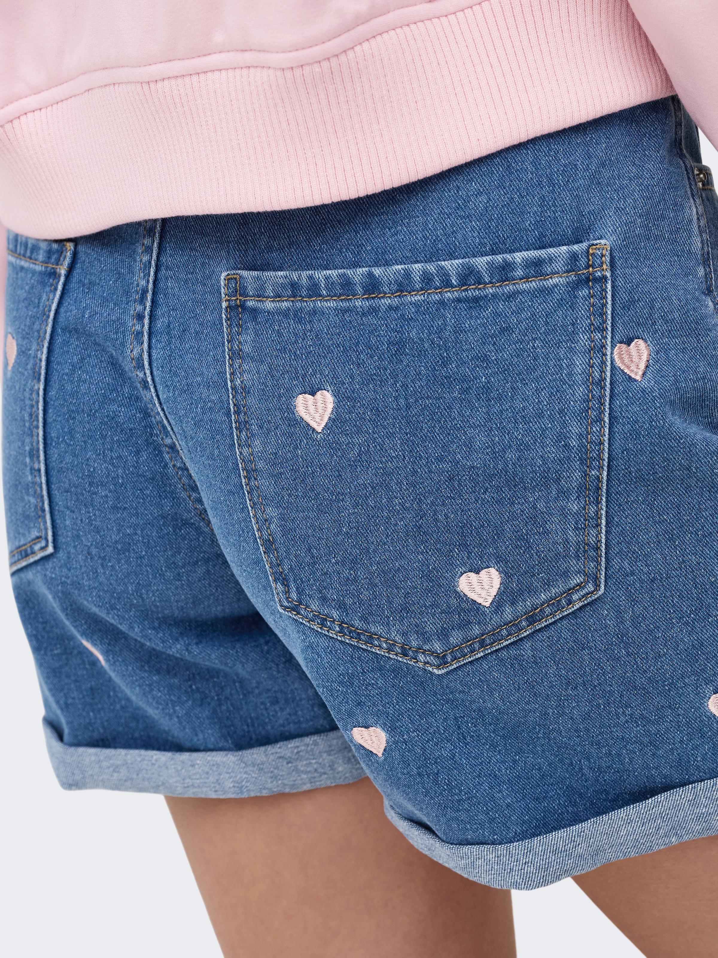 ONLY Jeansshorts »ONLVEGA HW EMBROIDERY DNM SHORTS GUANOOS« Baumwolle, High Waist