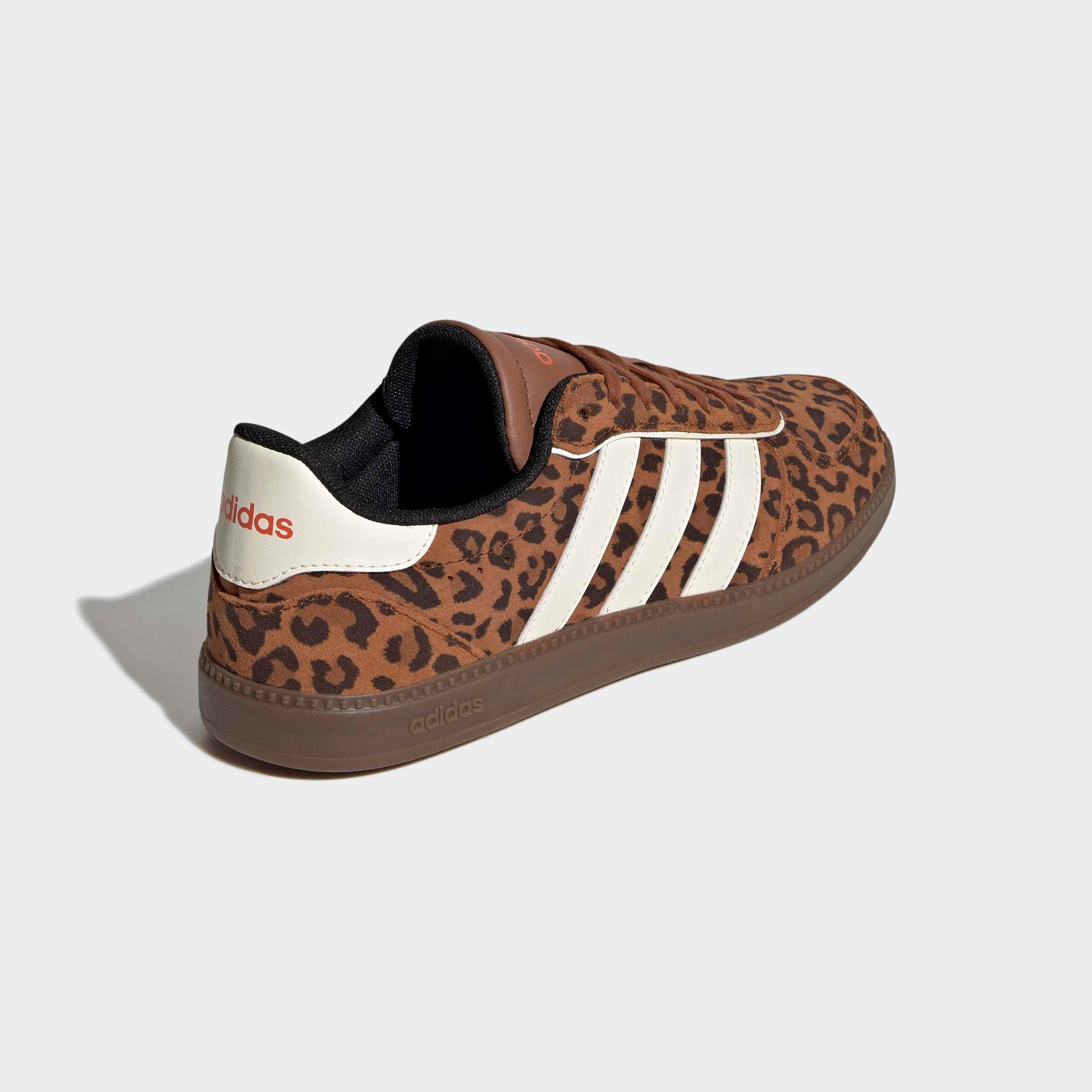 adidas Sportswear Sneaker »BREAKNET SLEEK«  mit Animal Print