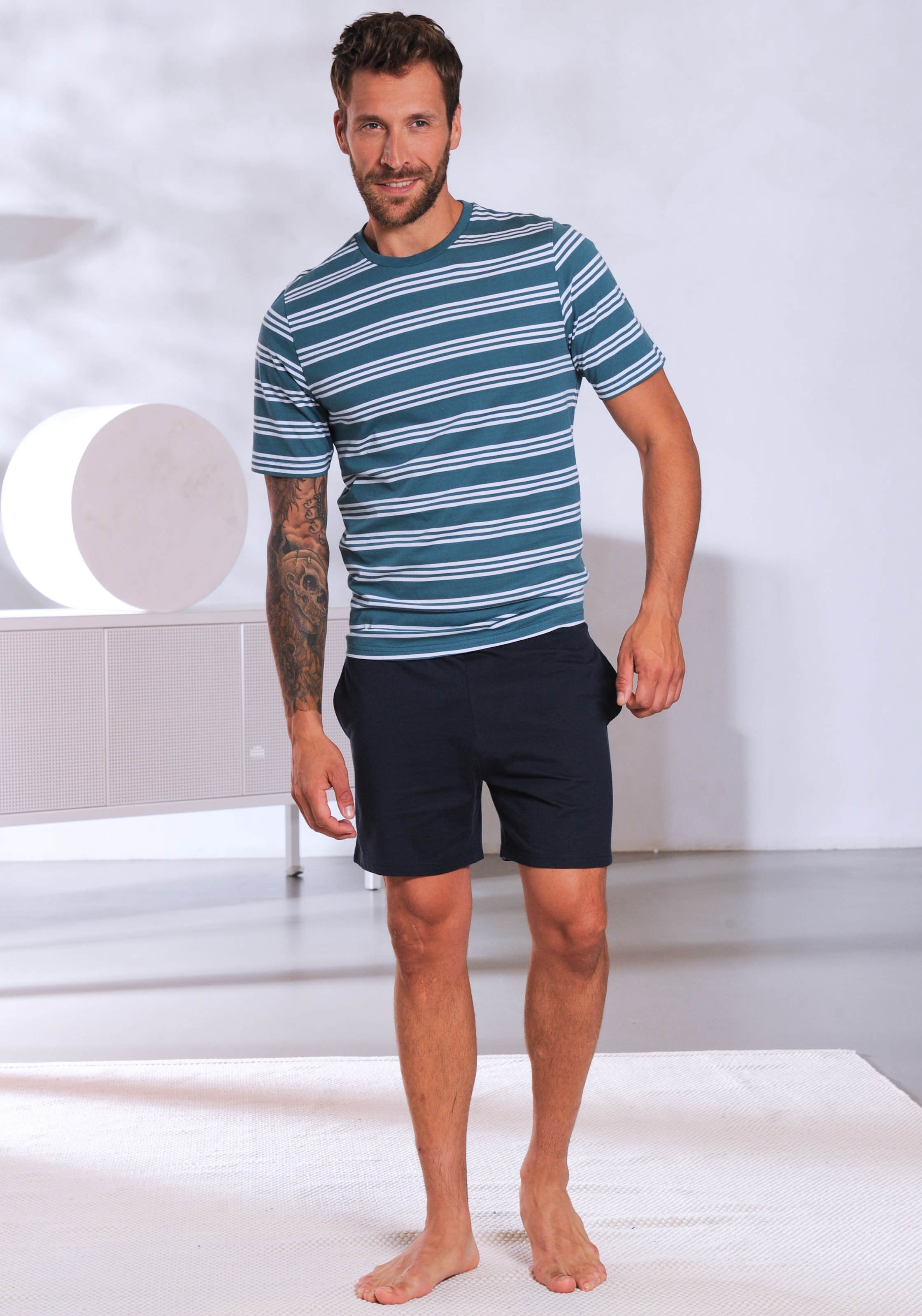 AUTHENTIC LE JOGGER Pyjama, (Packung, 4 tlg., 2 Stück), Schlafanzug mit gestreiften Oberteilen