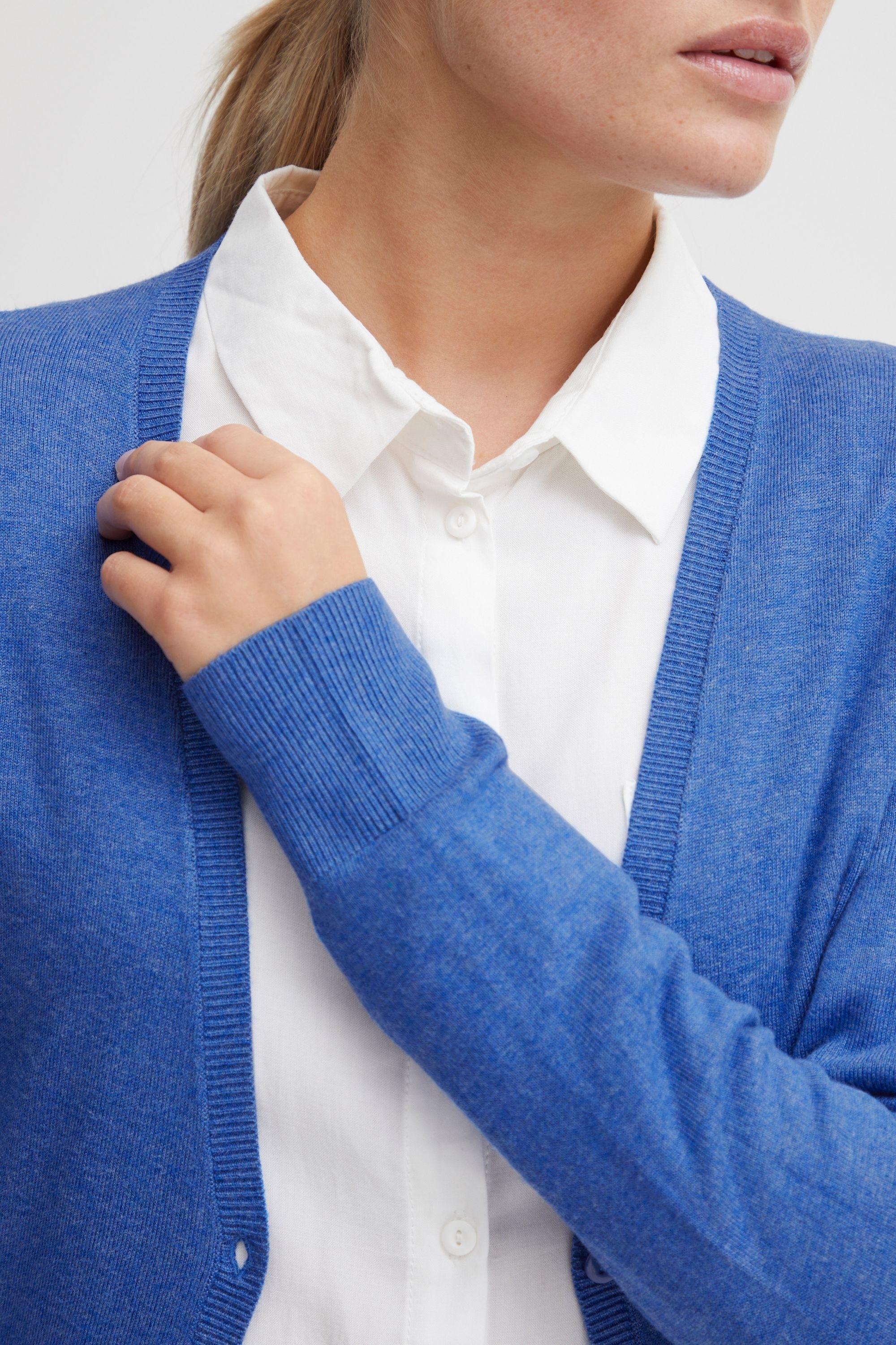 OXMO Strickjacke »Strickjacke OXHelene«