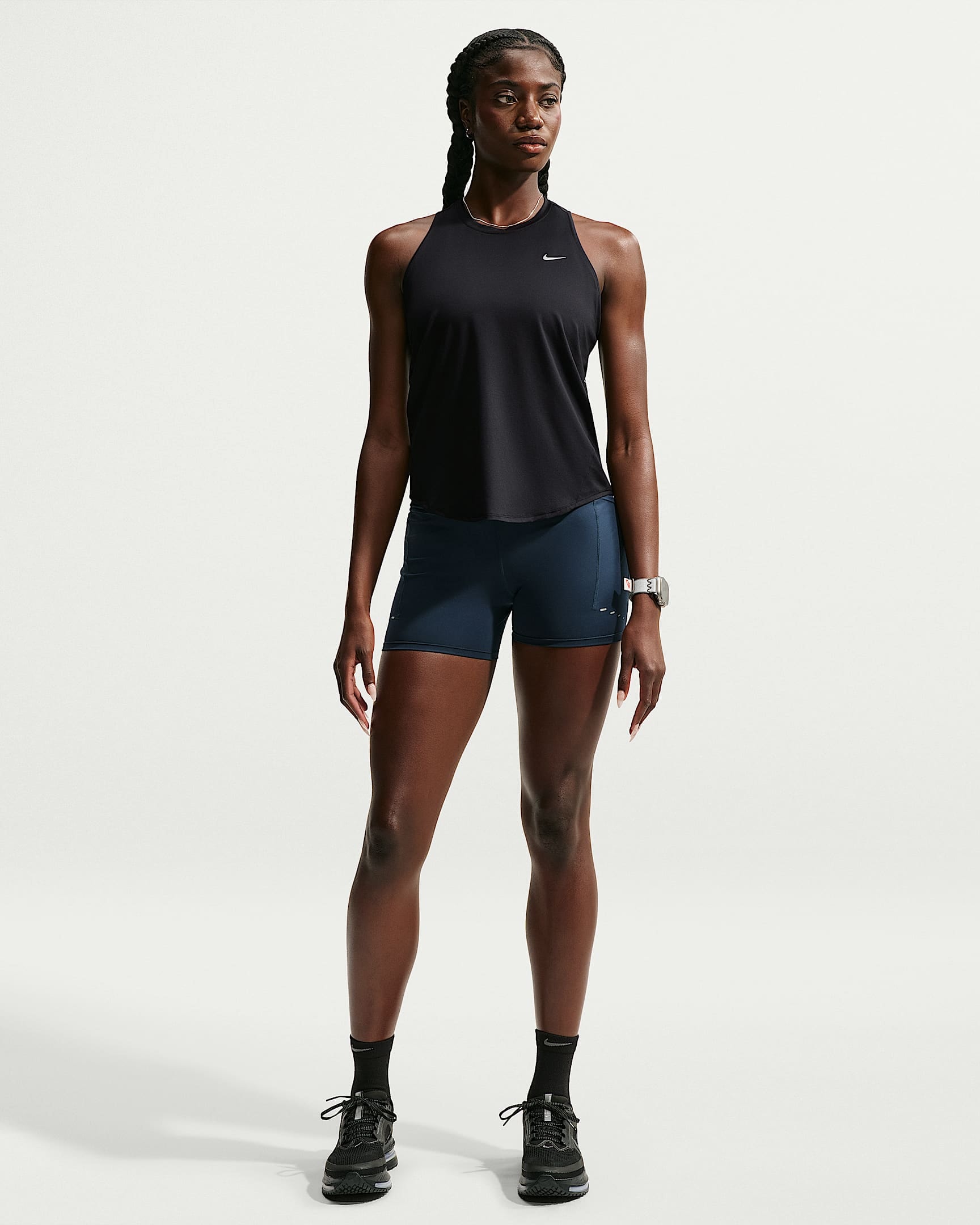 Nike Lauftop »W NK SWIFT DF TANK STNDRD« ärmelloses Design, leichtes Material, lockerer Schnitt