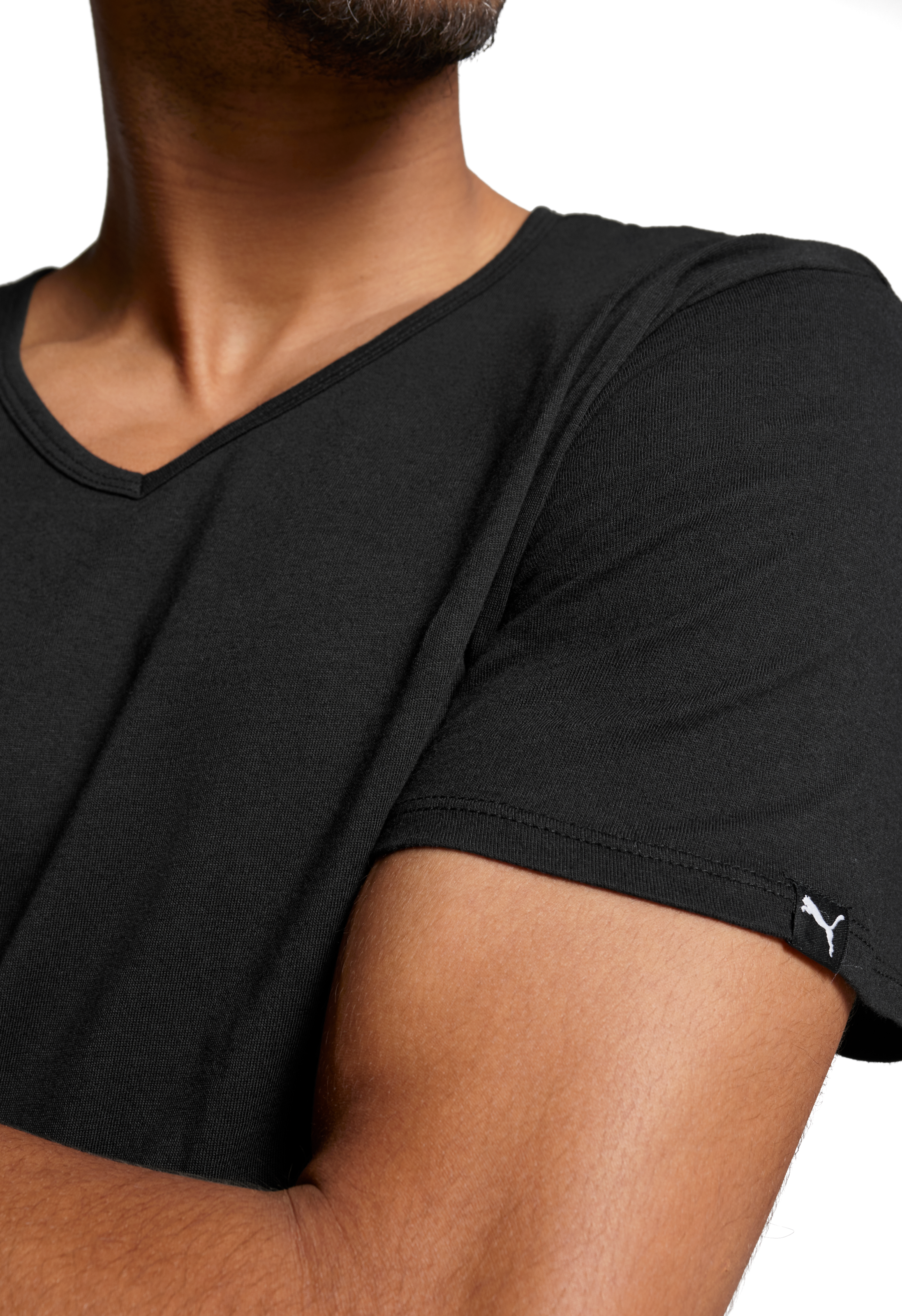 PUMA T-Shirt »PUMA BASIC 2P V-NECK TEE«, (2er Pack), mit Markenlabel