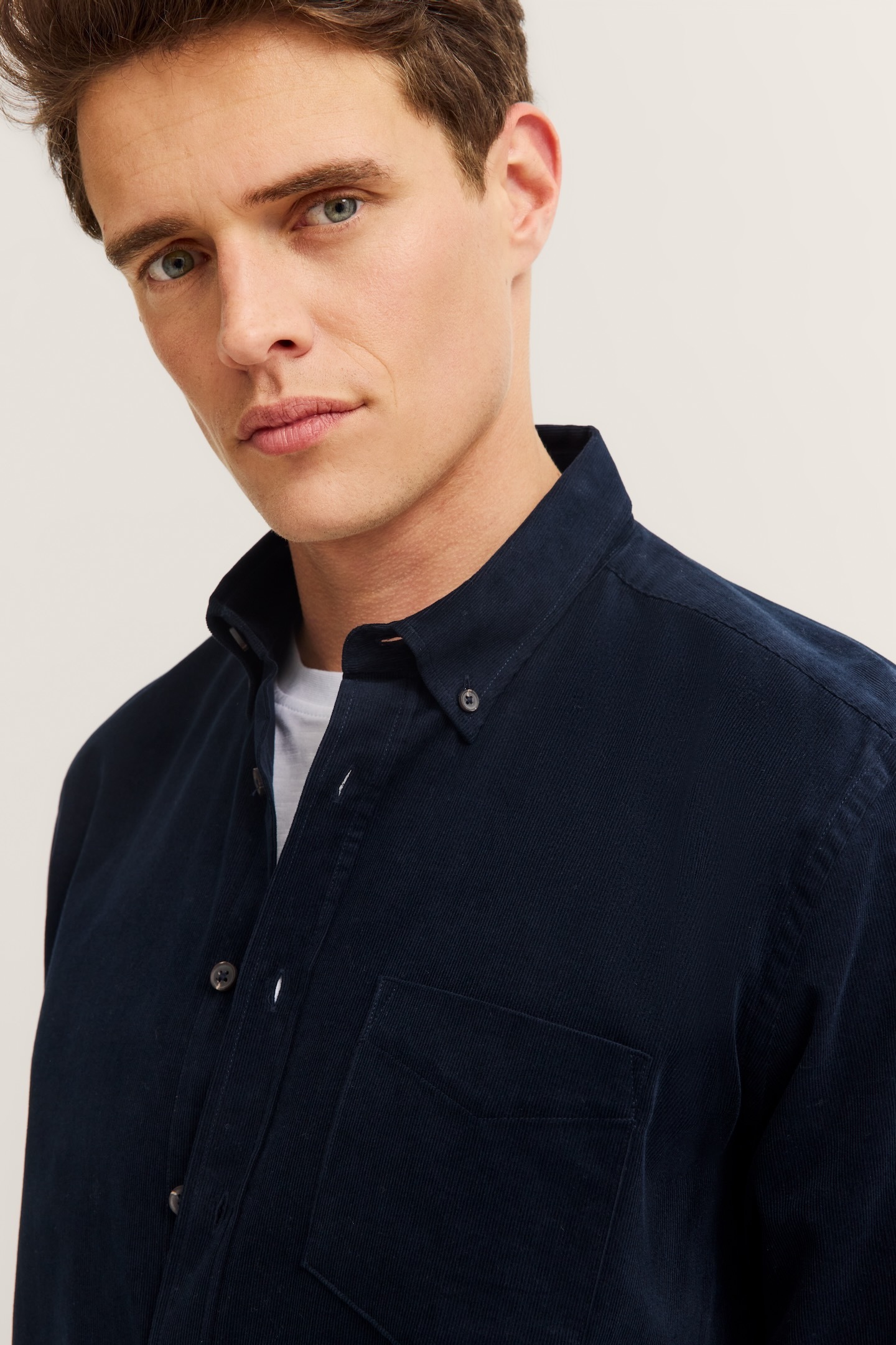 bugatti Langarmhemd »Soft Cotton« im Modern Fit mit Button-Down-Kragen