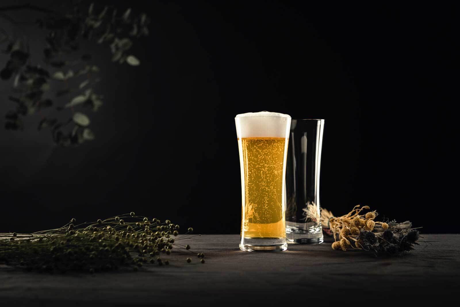 SCHOTT-ZWIESEL Bierglas »Weizenbiergläser Beer Basic 300 ml 4er Set transparent«