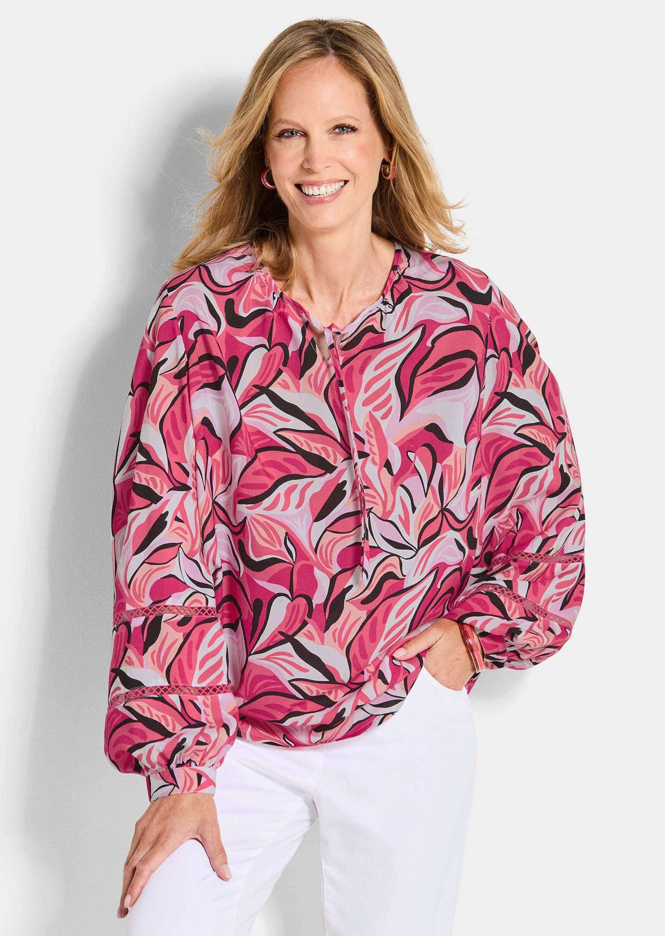 GOLDNER Kurzarmbluse »Viskosebluse mit floralem Muster« Spitzenbänchen im Ärmel