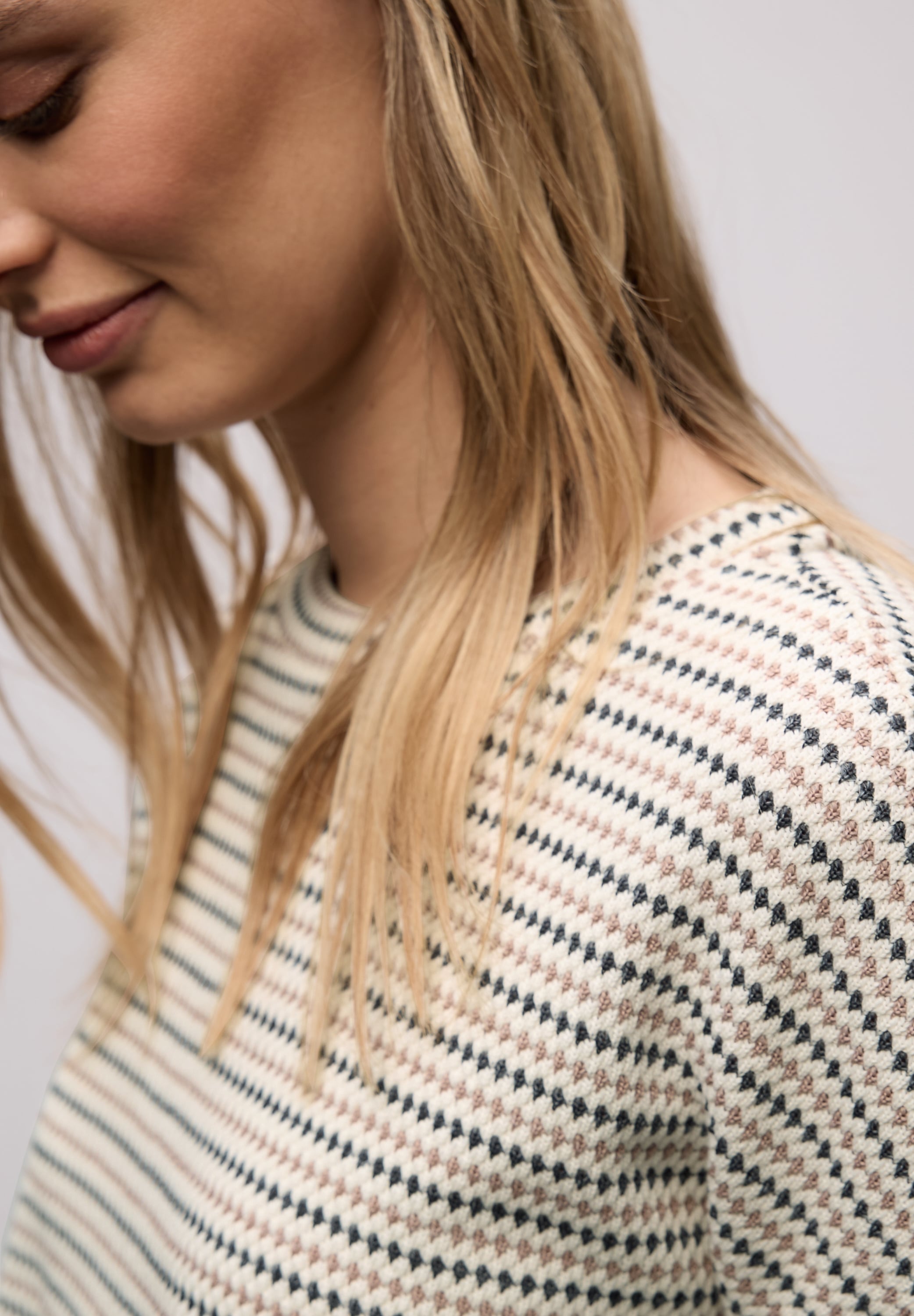 STREET ONE 3/4-Arm-Shirt mit gestreiften Strick-Look und U-Boot-Ausschnitt