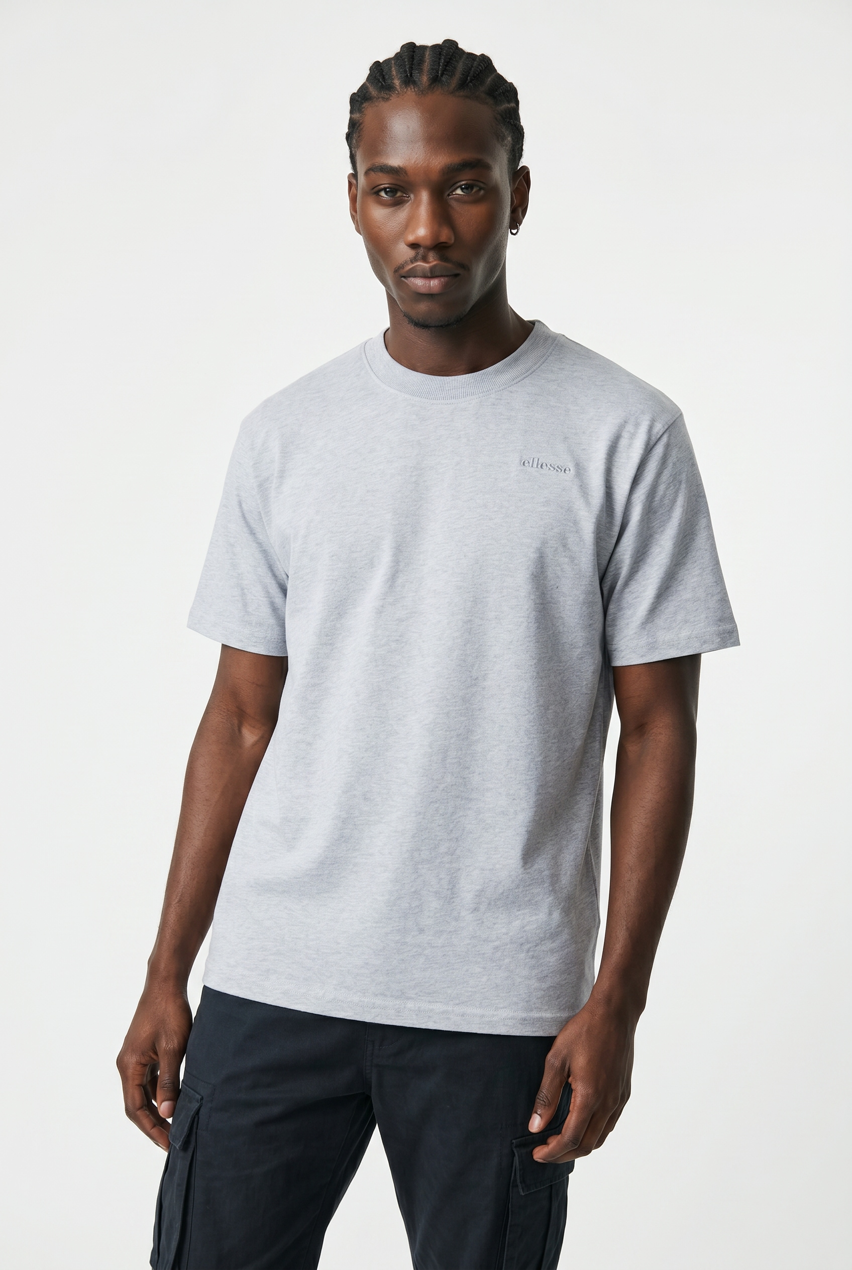 Ellesse T-Shirt »SUISIO T SHIRT« mit kurzen Ärmeln, aus Baumwolle, in leichter Qualität