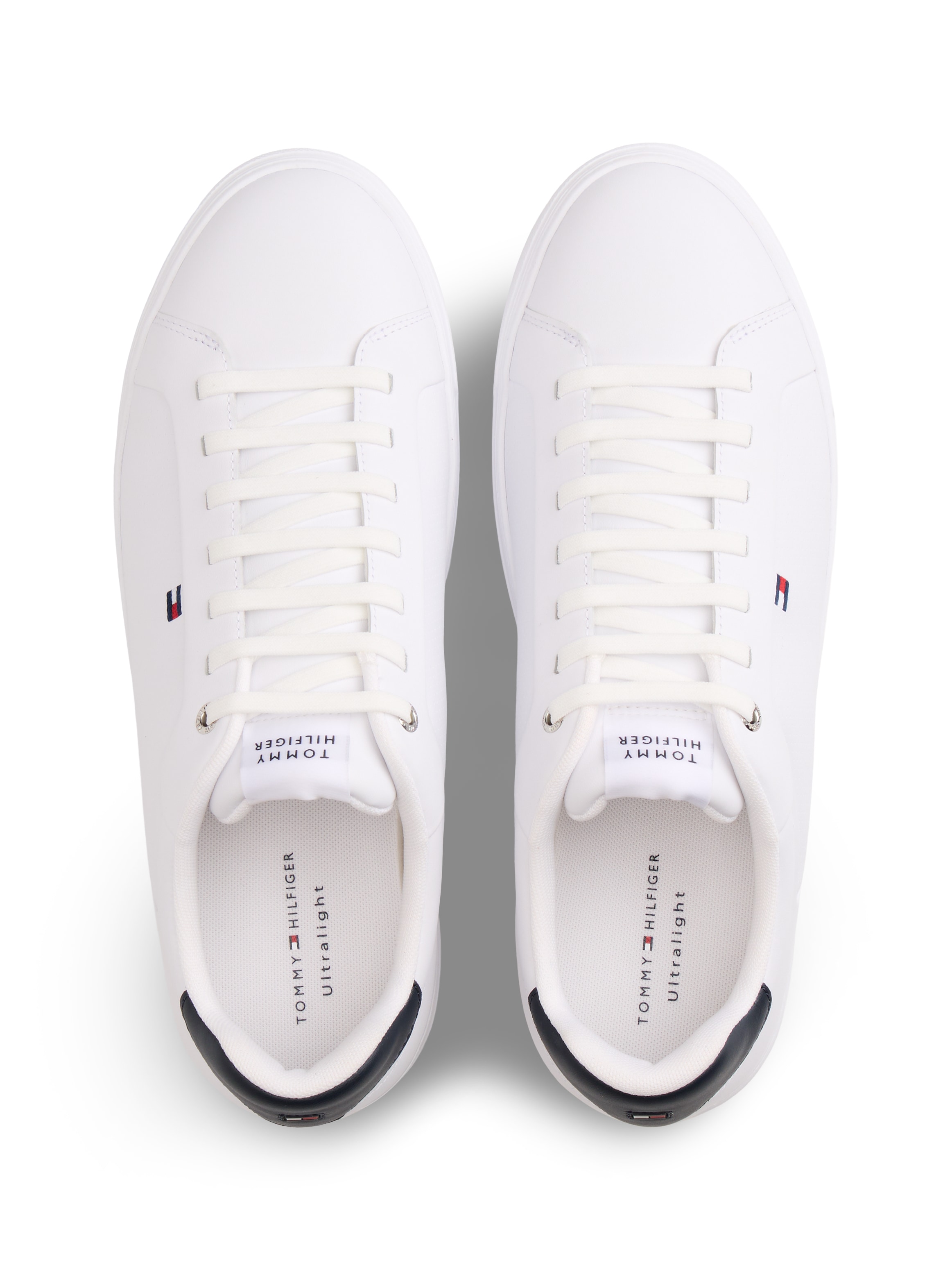 Tommy Hilfiger Sneaker »ICON COURT LIGHT LEATHER«  Freizeitschuh, Halbschuh, Schnürschuh mit dezenten Ziernähten