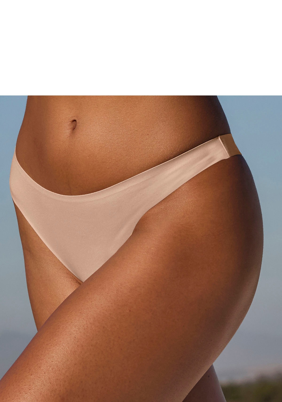 Nuance String mit extraflachen in braun, Größe L (44/46)