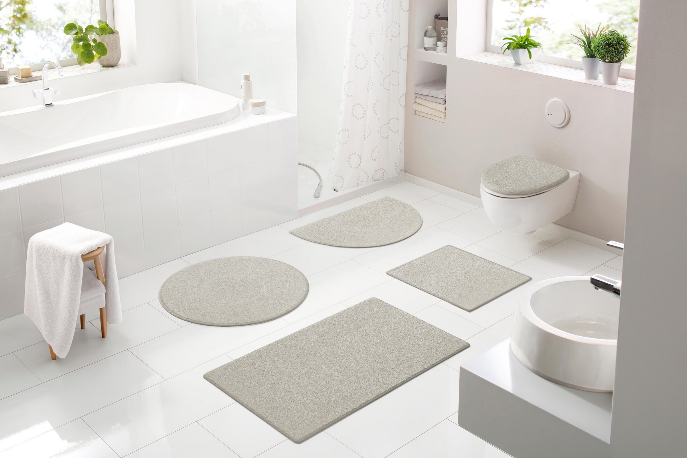 Bruno Banani Badematte »Danny« Höhe 20 mm rutschhemmend beschichtet schnell trocknend Made in Europe, einfarbiger Badteppich in weiß