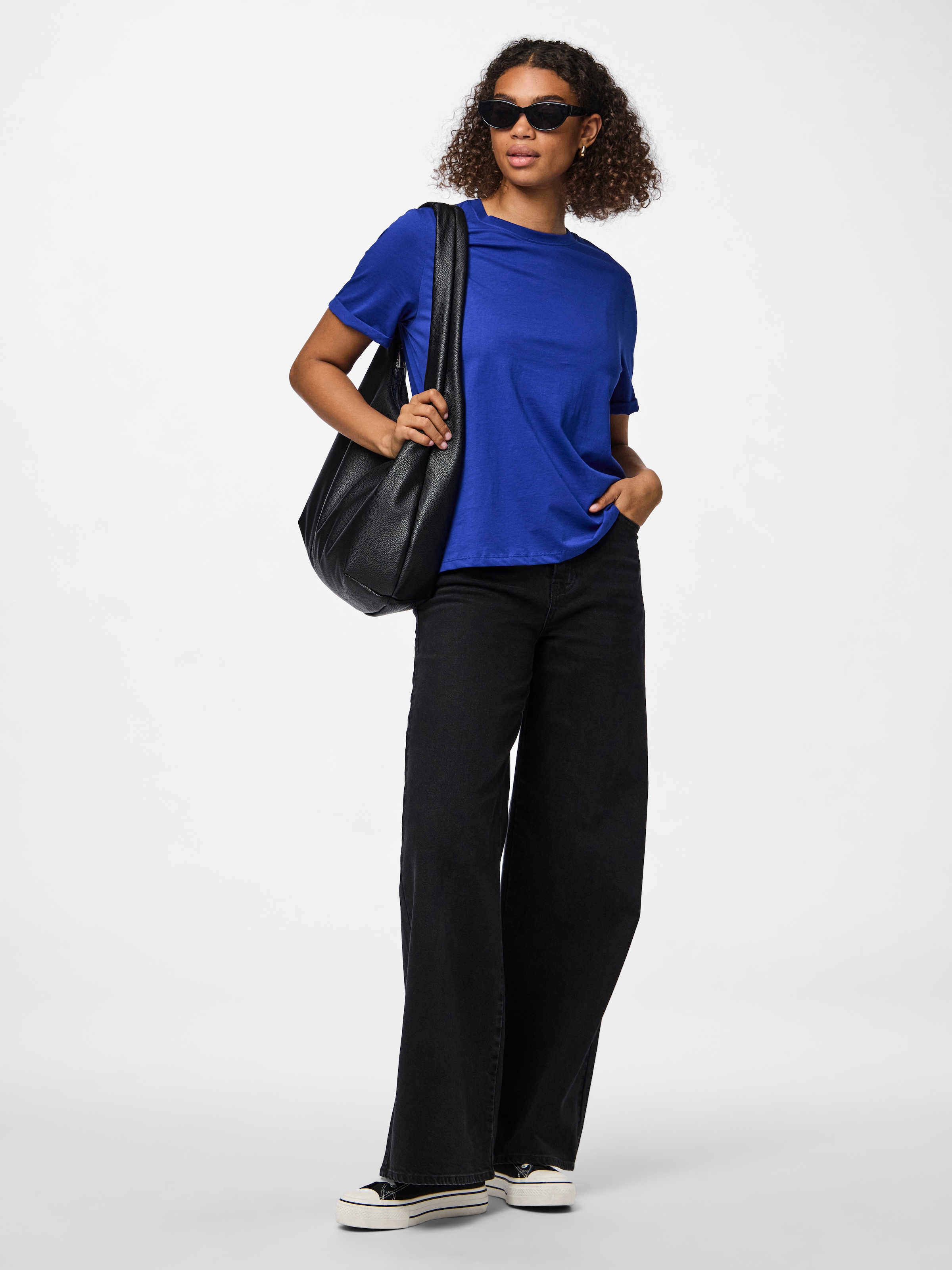 pieces Rundhalsshirt »PCRIA SS FOLD UP SOLID TEE NOOS BC«
