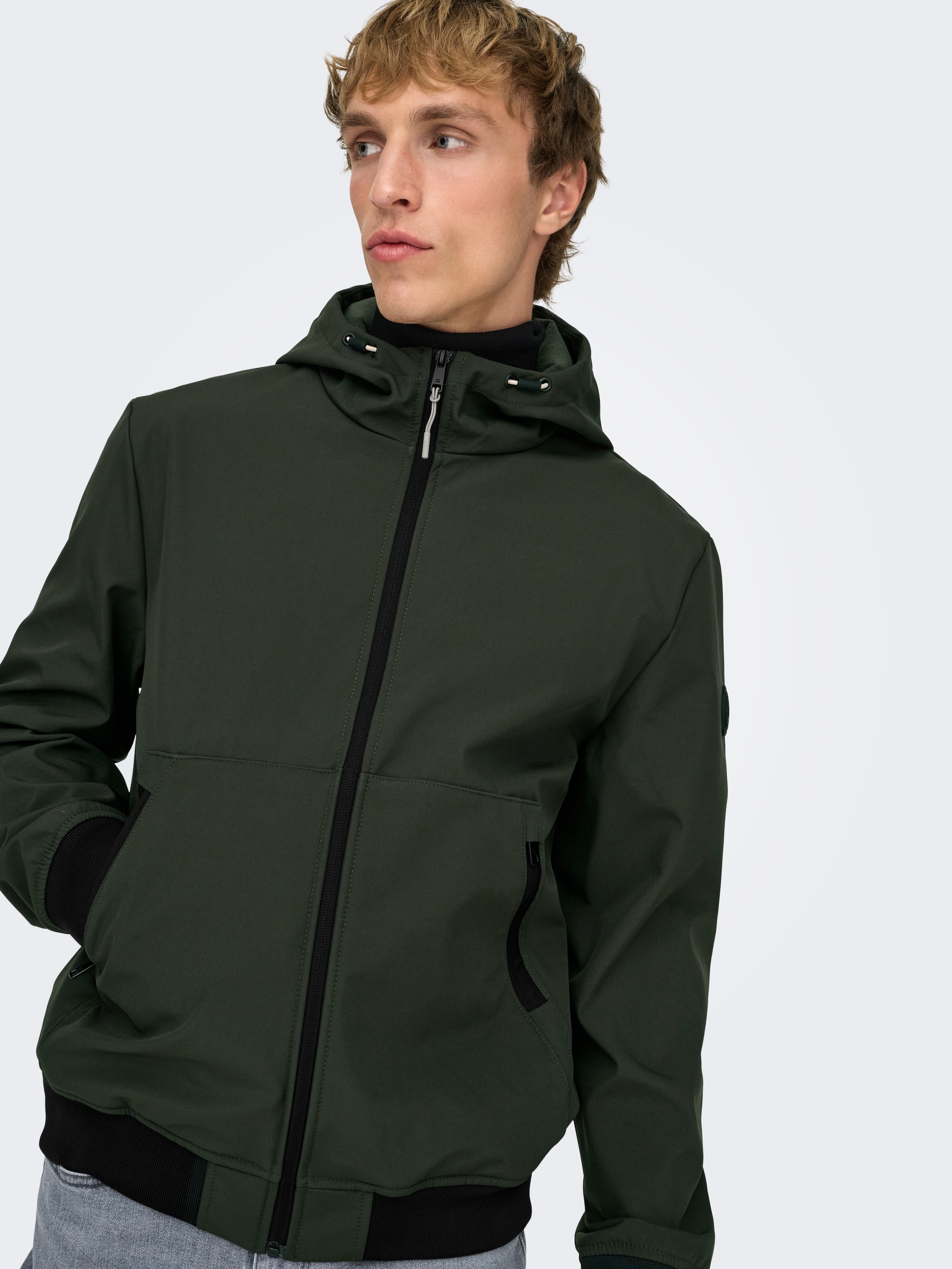 ONLY & SONS Softshelljacke »ONSBOWIE SOFTSHELL BOMBER NOOS« mit Kapuze