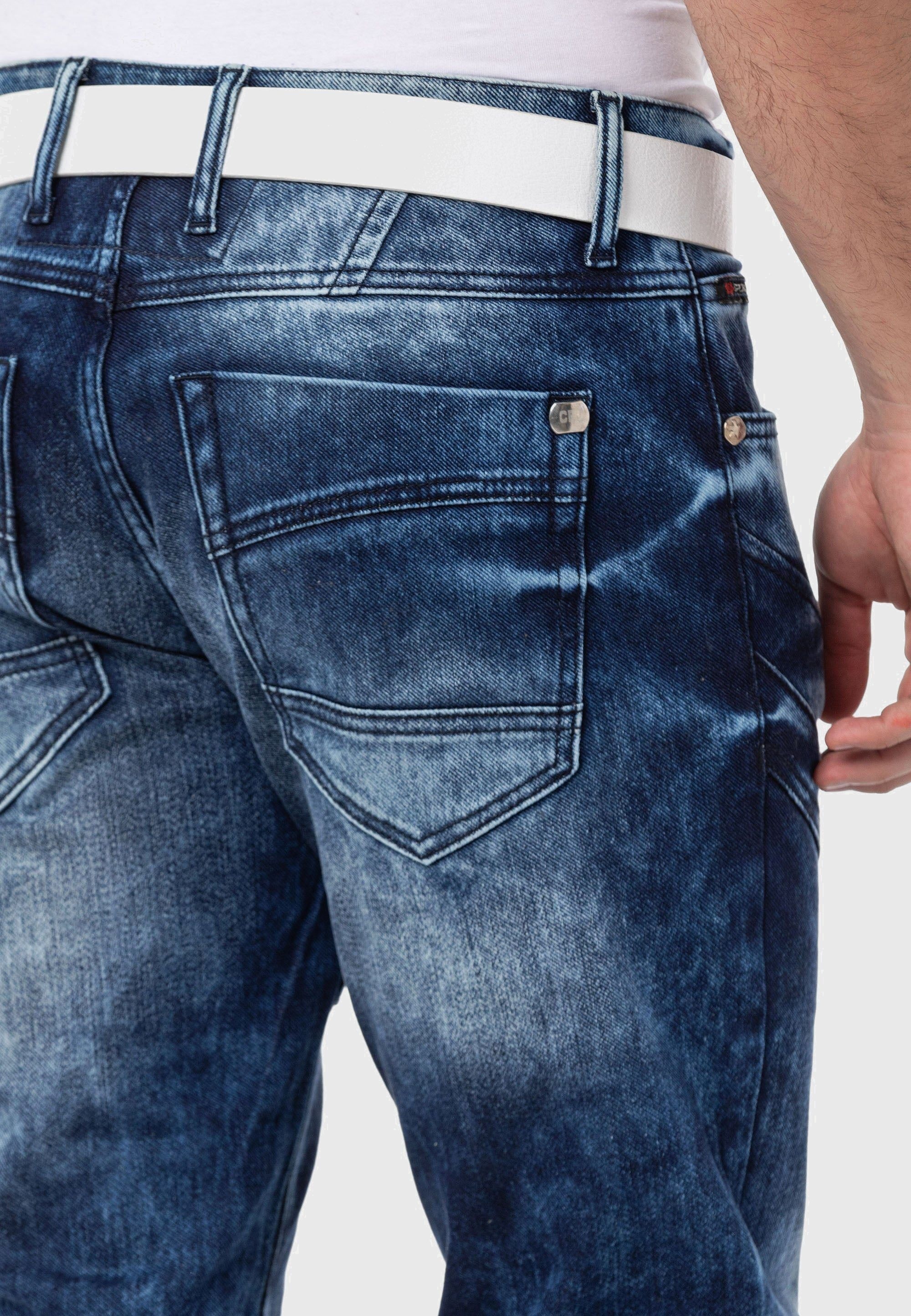 Cipo & Baxx 5-Pocket-Jeans »Cipo & Baxx Jeans« mit stylischer Waschung