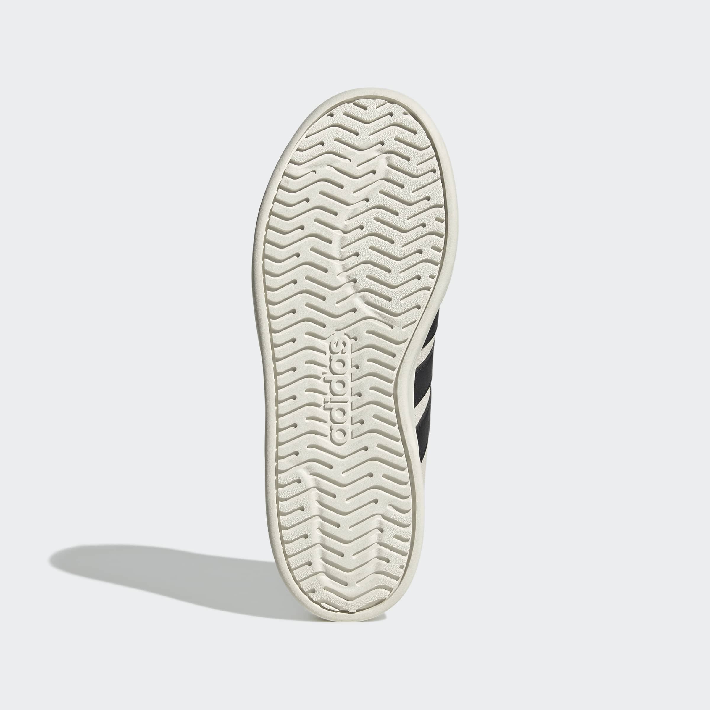 adidas Sportswear Plateausneaker »STREETTALK BOLD«  inspiriert vom Design des adidas Superstar, mit Leo Print