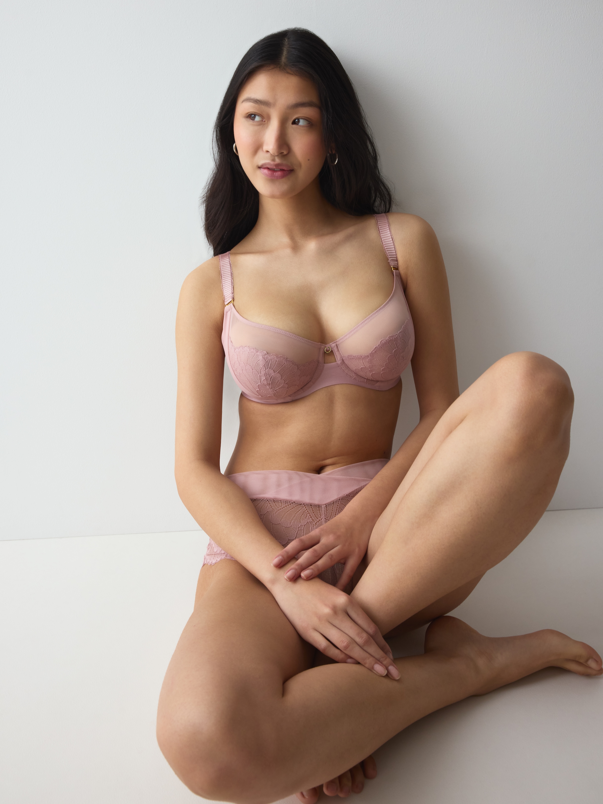 Triumph Bügel-BH »Love in Lace W« Stretch-Spitze