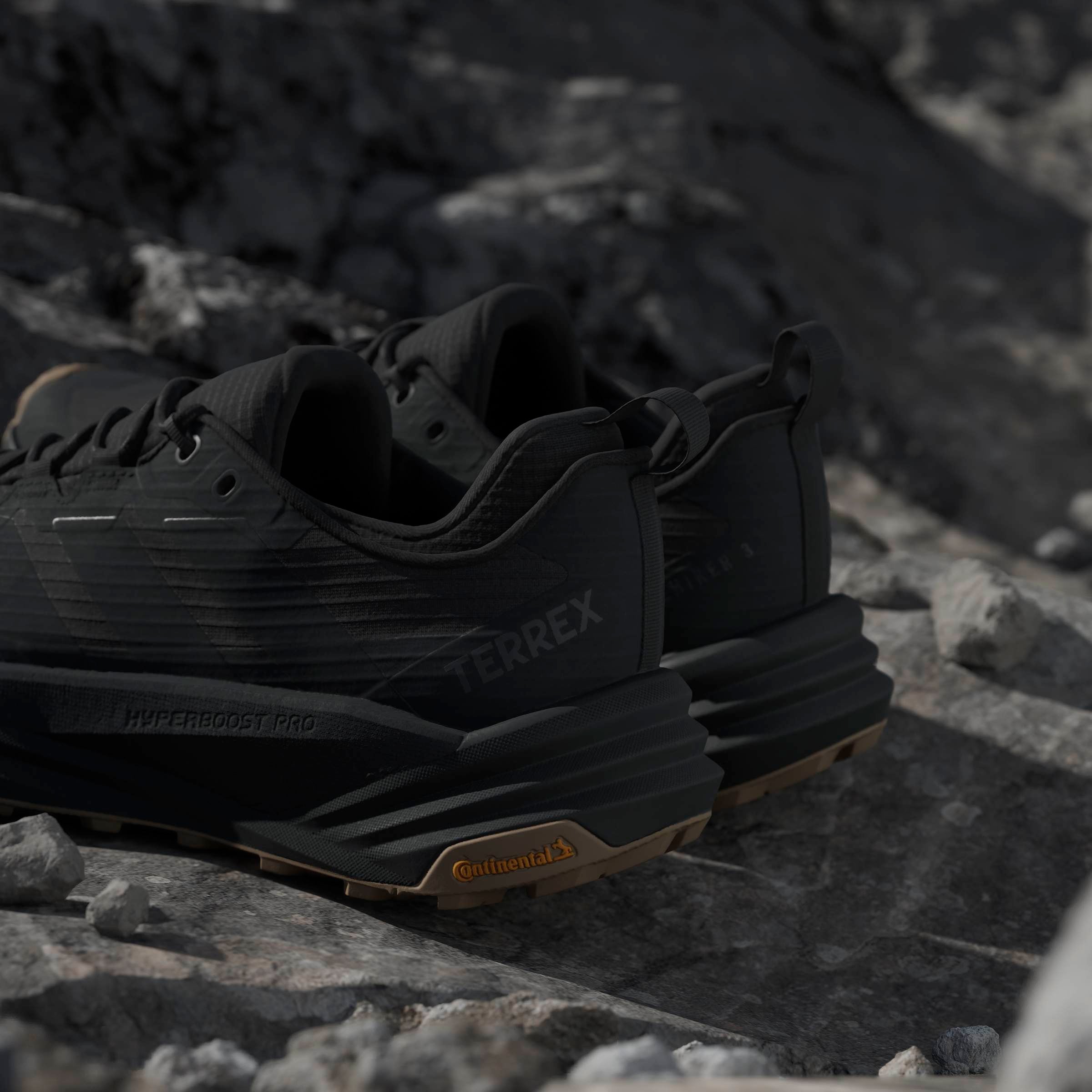 adidas TERREX Wanderschuh »FREE HIKER 3 LOW GORE-TEX«  wasserdicht dank Gore-Tex Membrane