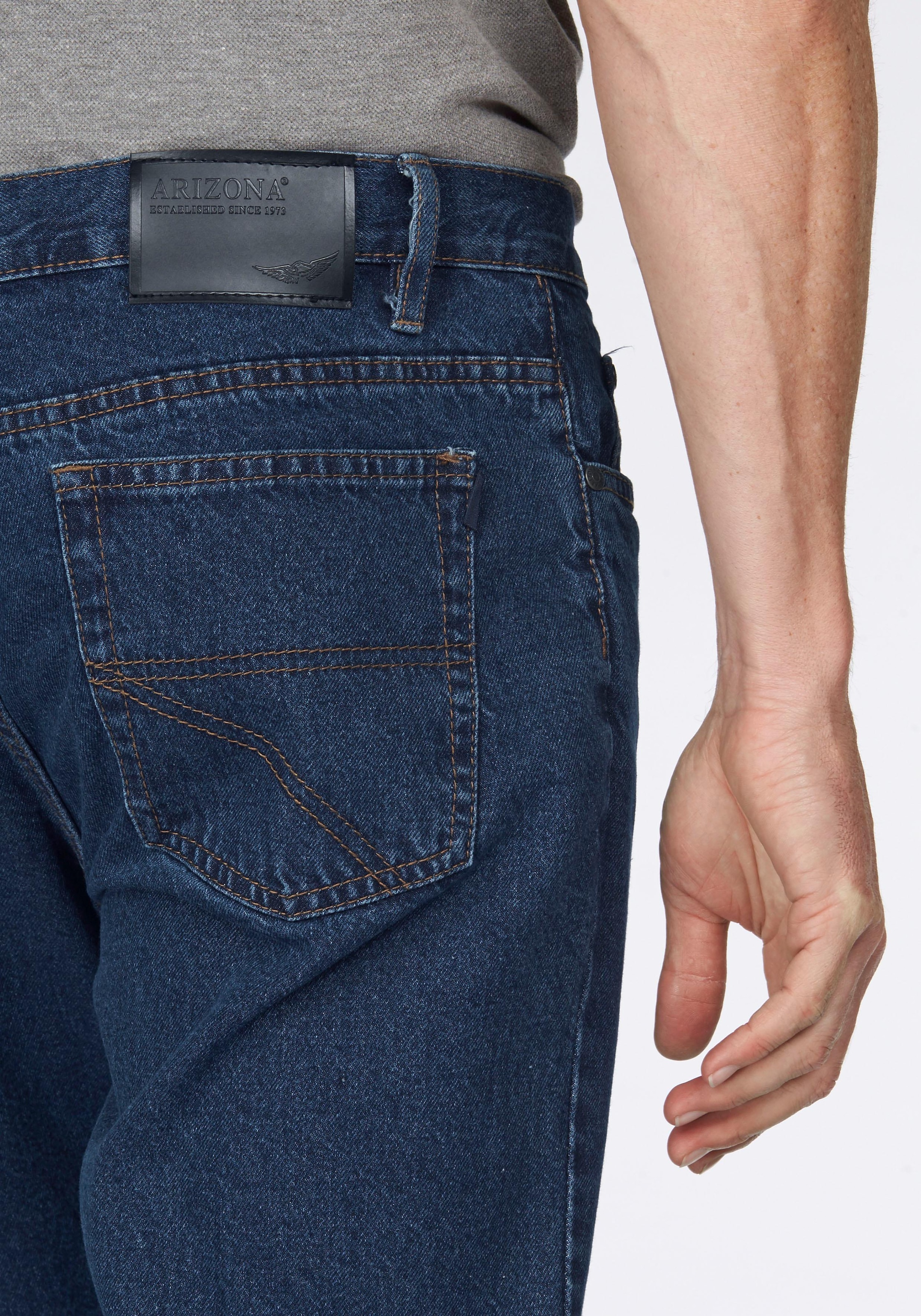 Arizona Regular-fit-Jeans »James«, regular fit, gerades Bein, Five-Pocket-Form, normale Leibhöhe