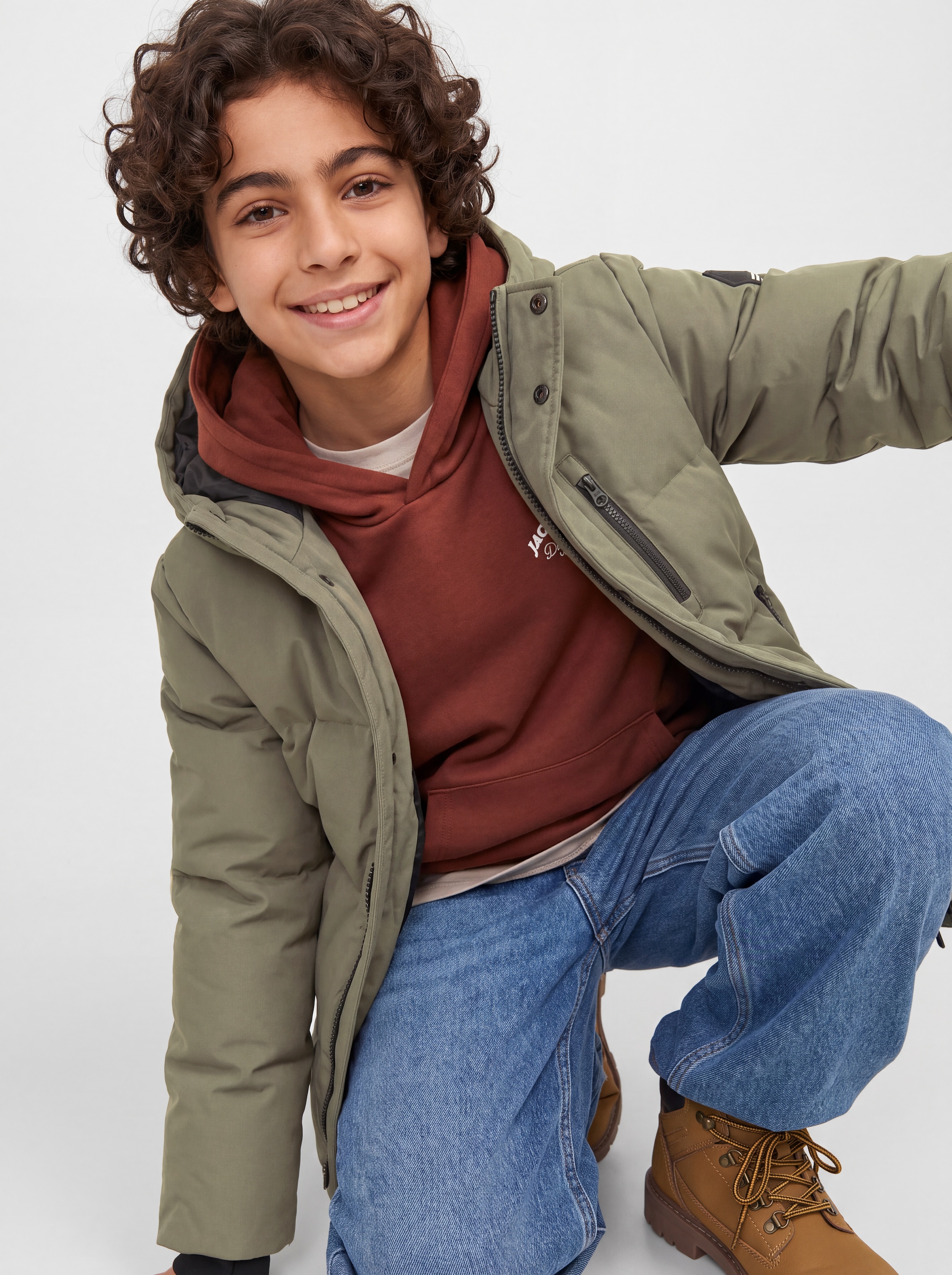 Jack & Jones Junior Steppjacke »JCOTRACE ALPHA PUFFER JACKET JNR« mit Kapuze Kunstfaser, normal geschnitten