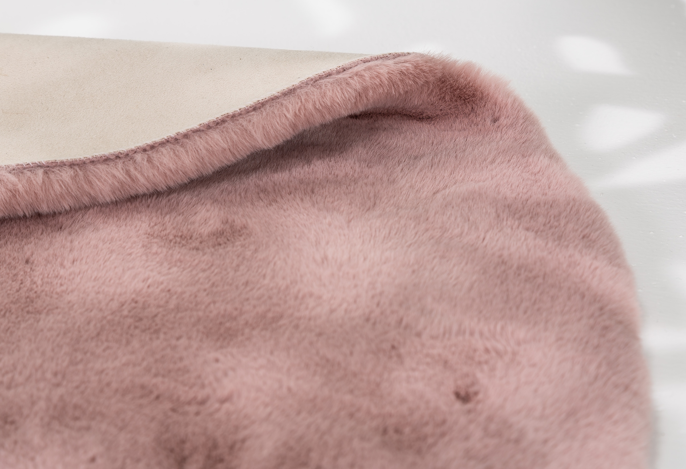 SCHÖNER WOHNEN-Kollektion Fellteppich »Tender« rund 26 mm Höhe besonders weich durch Microfaser, Kunstfell, waschbar, Wohnzimmer