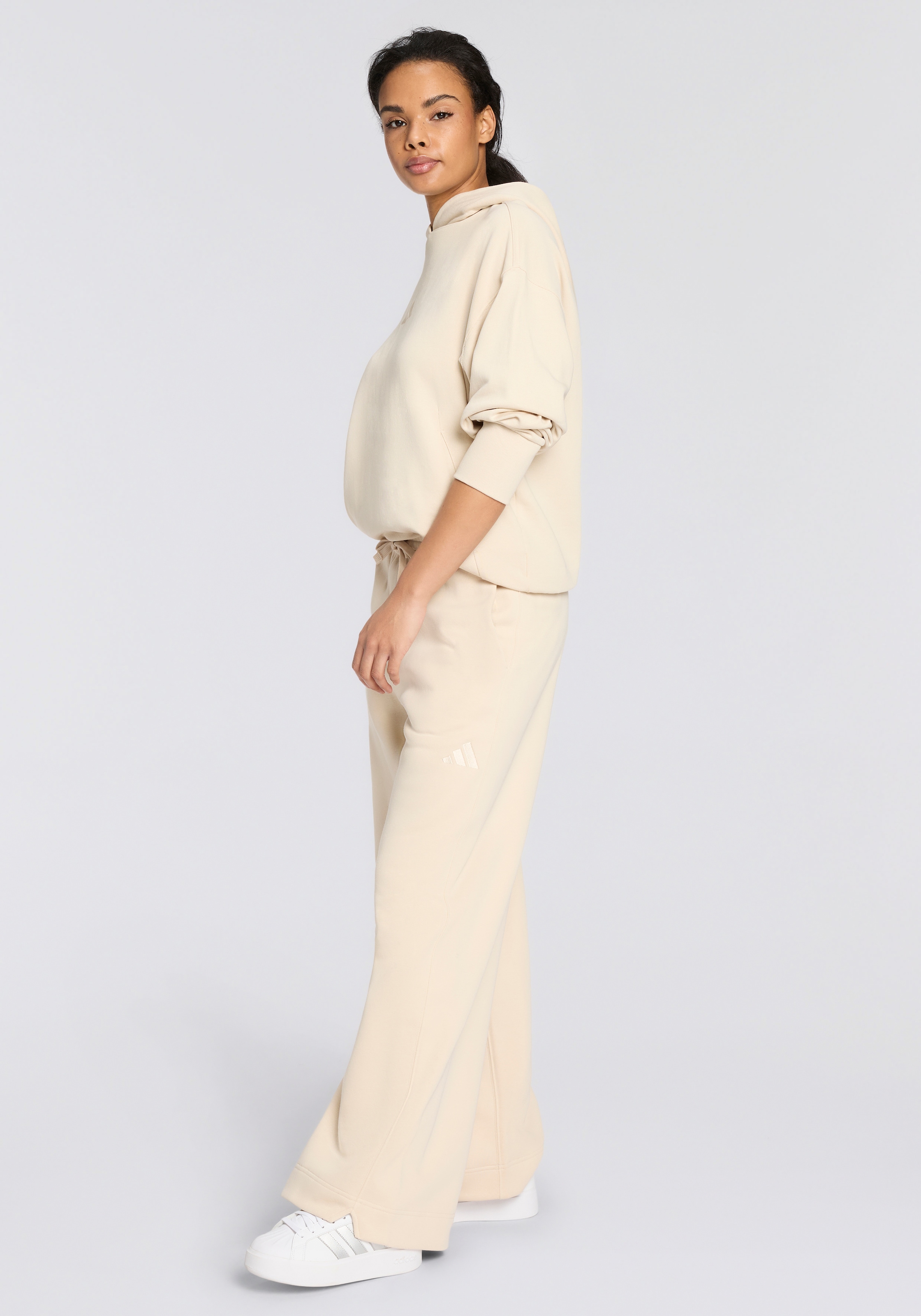 adidas Sportswear Kapuzensweatshirt »W ALL SZN FT HD«
