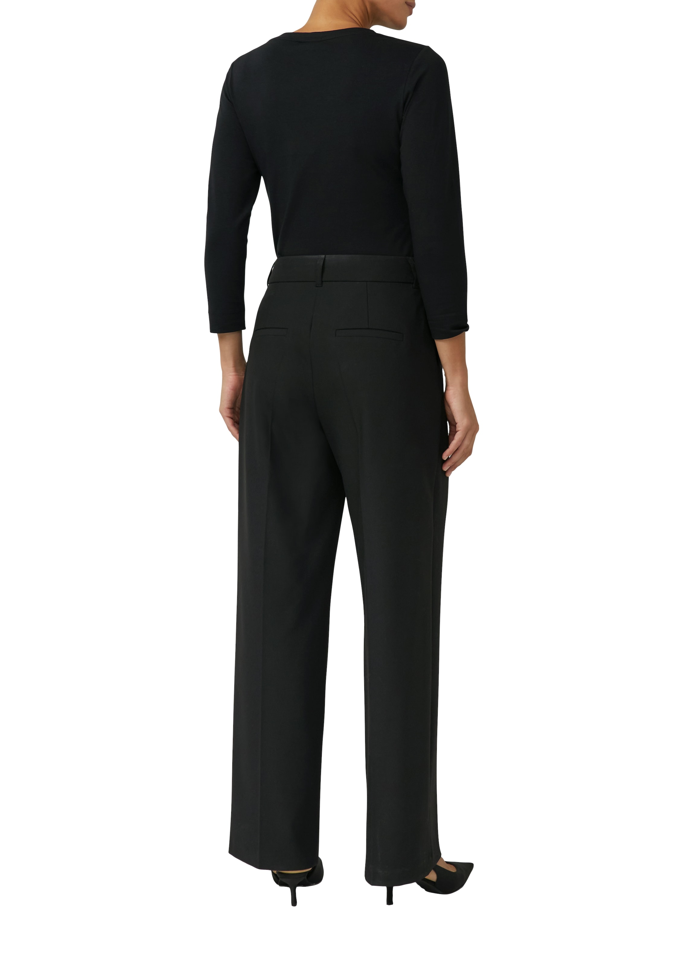 s.Oliver BLACK LABEL Langarmshirt , mit Glitzersteinen am Rundhals
