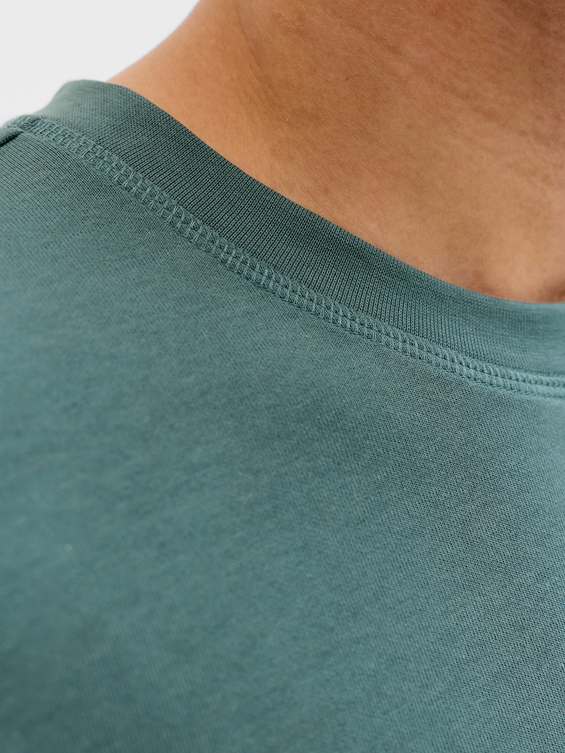 Jack & Jones T-Shirt »JCOFUSION BADGE TEE SS CREW NECK«