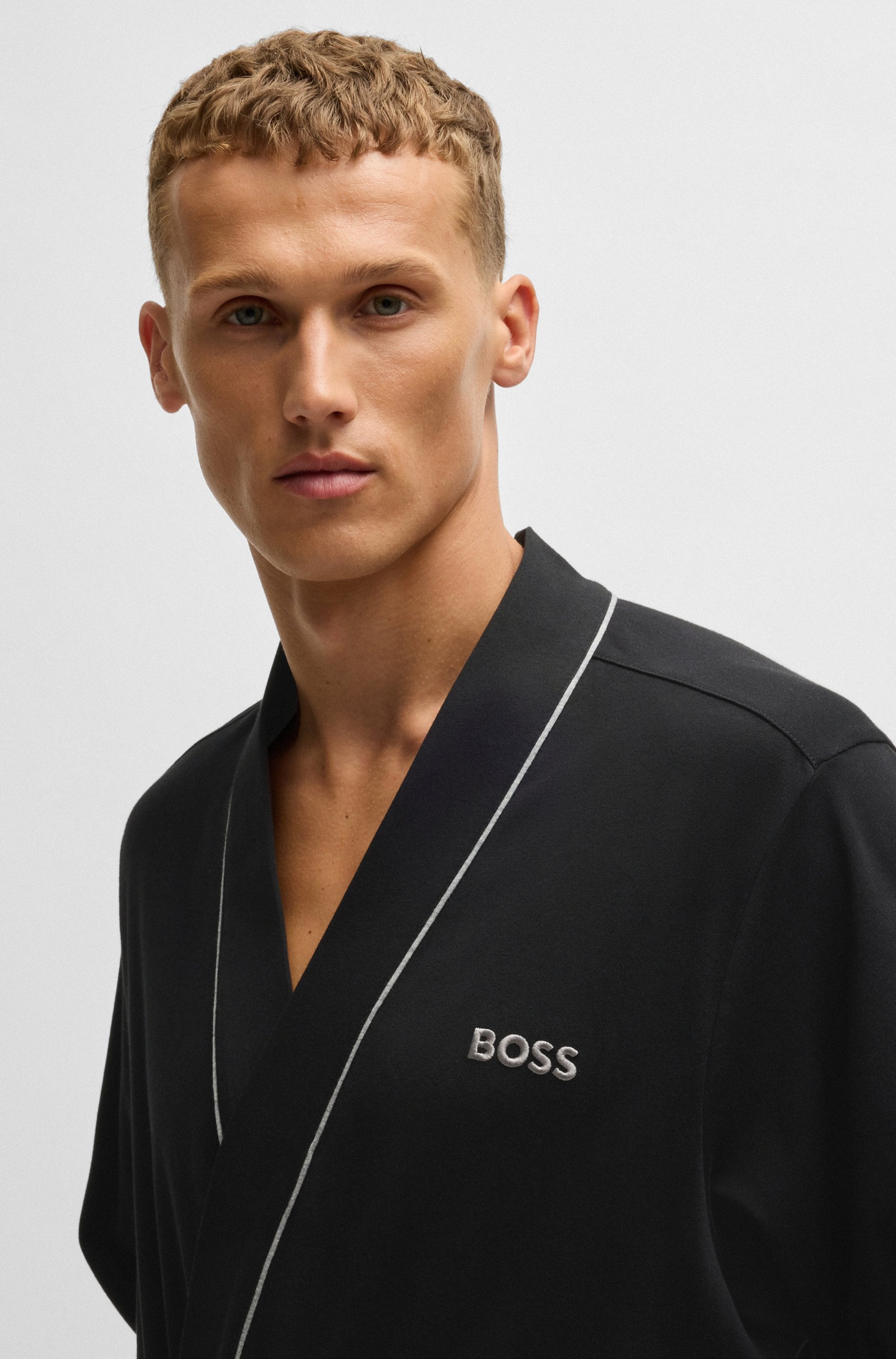 BOSS Morgenmantel »Kimono BM«, mit Logostickerei