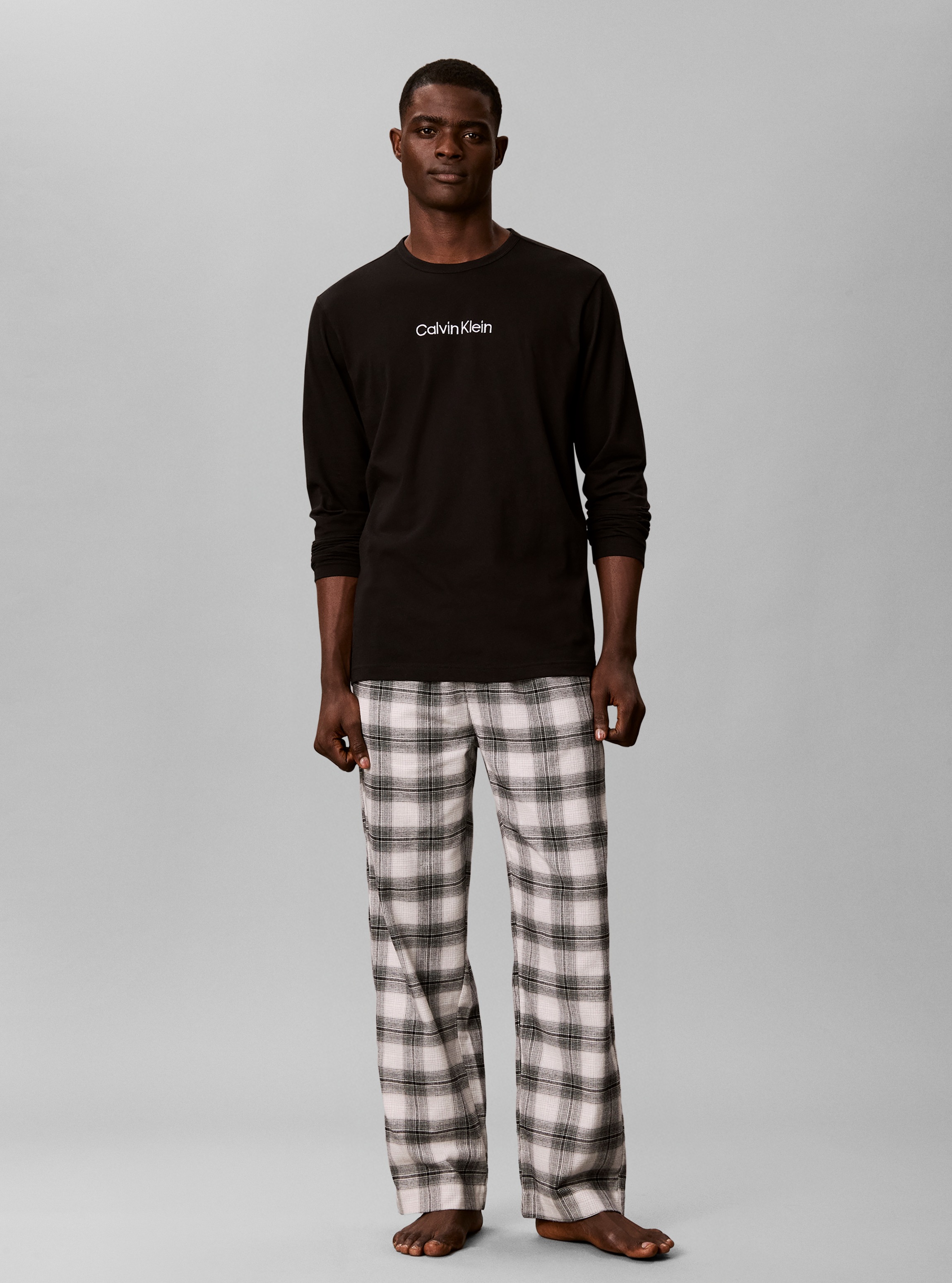 Calvin Klein Underwear Schlafanzug »LS TEE PANT SET« Mit elastischem Bund