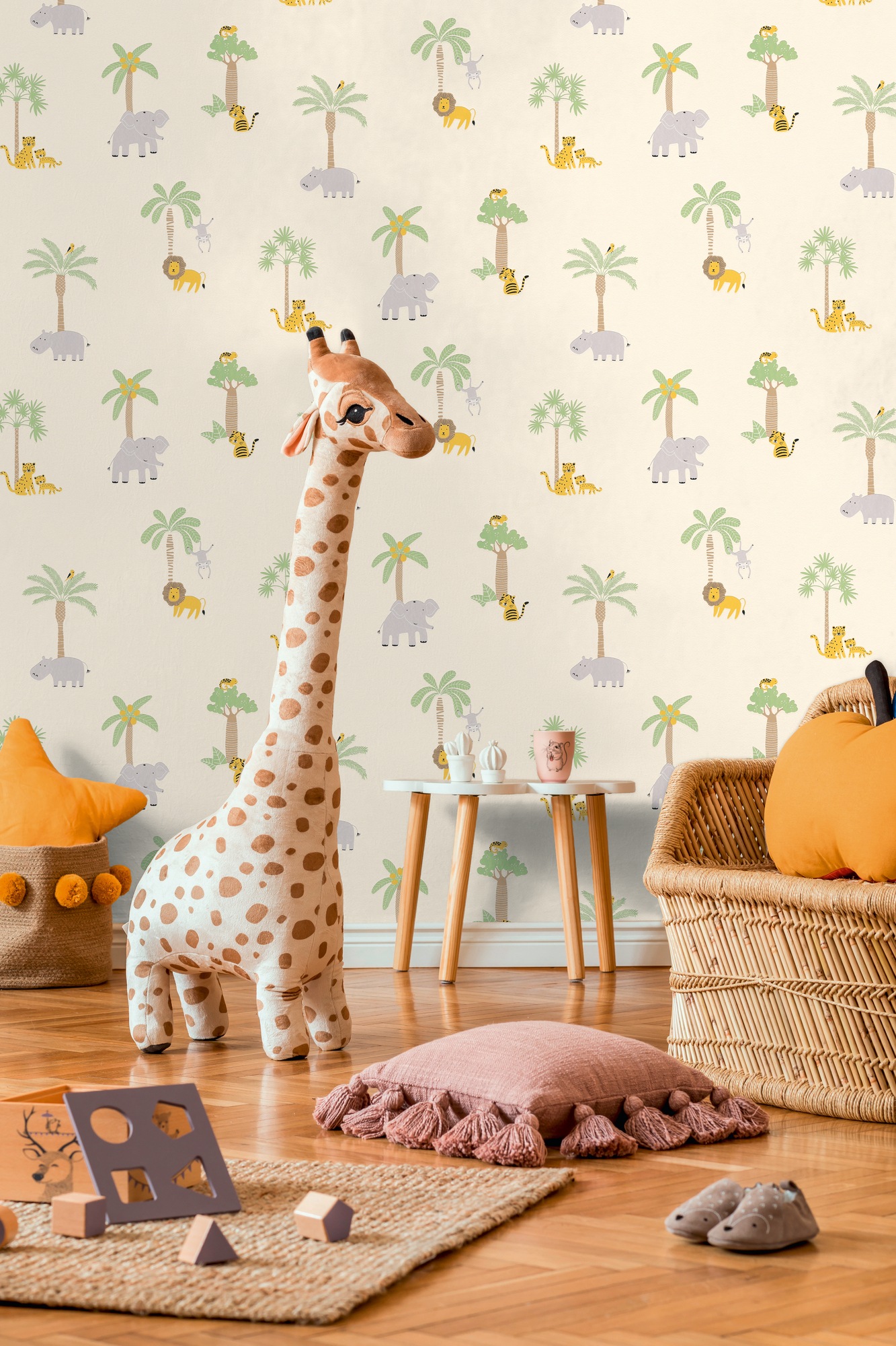 living walls Vliestapete »Kids Studio Safari – Tier Vliestapete für Kinder« Motiv | grafisch | naturalistisch glatt Safari-Tiere mit Elefanten, Tigern und Palmen