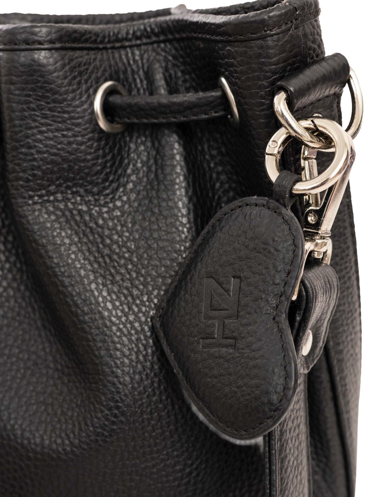 Zwillingsherz Beuteltasche »"Drawstring Bag"« Beuteldesign, Kordelzug-Verschluss, softes Leder, Herz-Anhänger