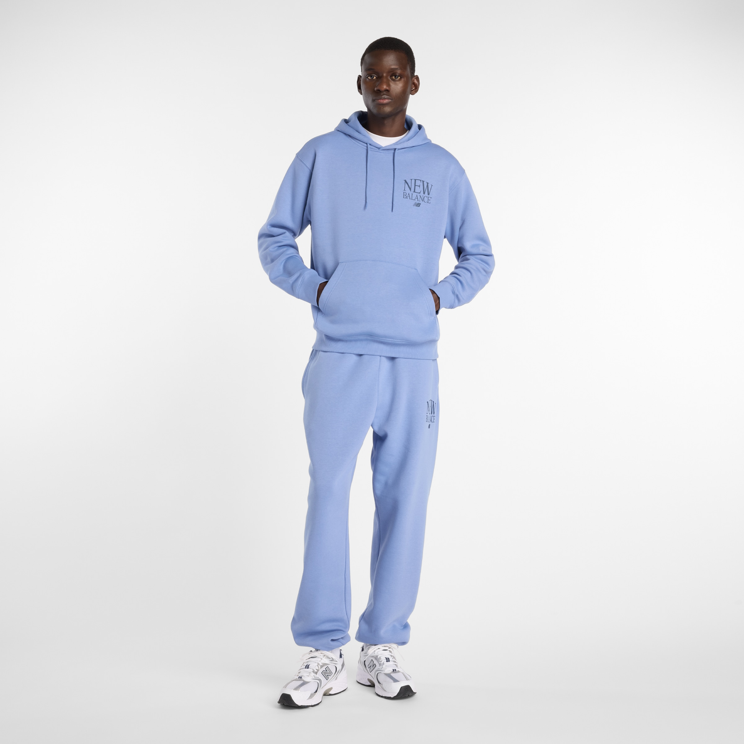 New Balance Jogginghose  aus weicher Fleece-Qualität, mit Kordelverschluss, bequeme Passform