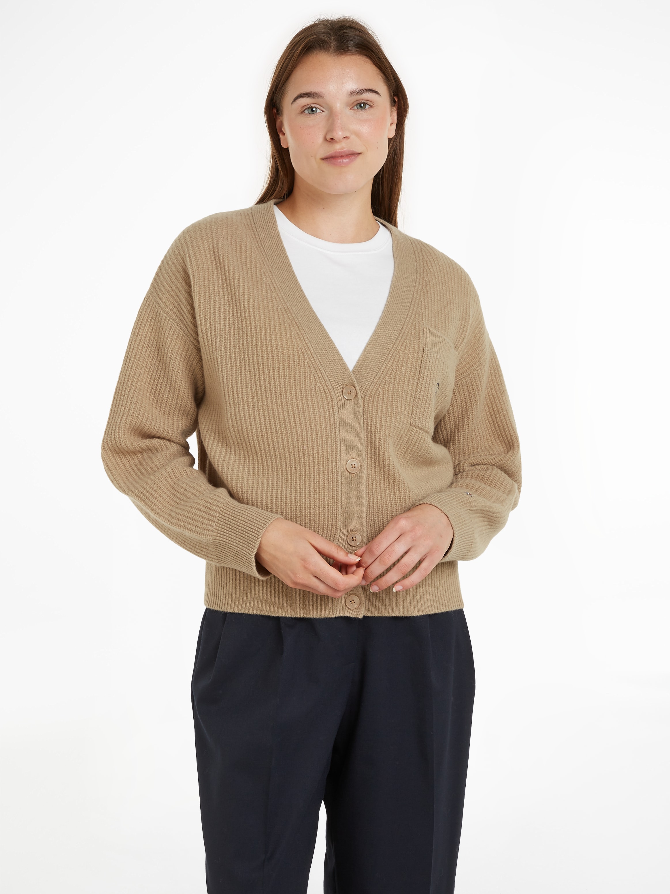 Strickjacke »TH SCRIPT SOFT WOOL V-NK CARDI«, mit Tommy Hilfiger Script Logo-Schriftzug