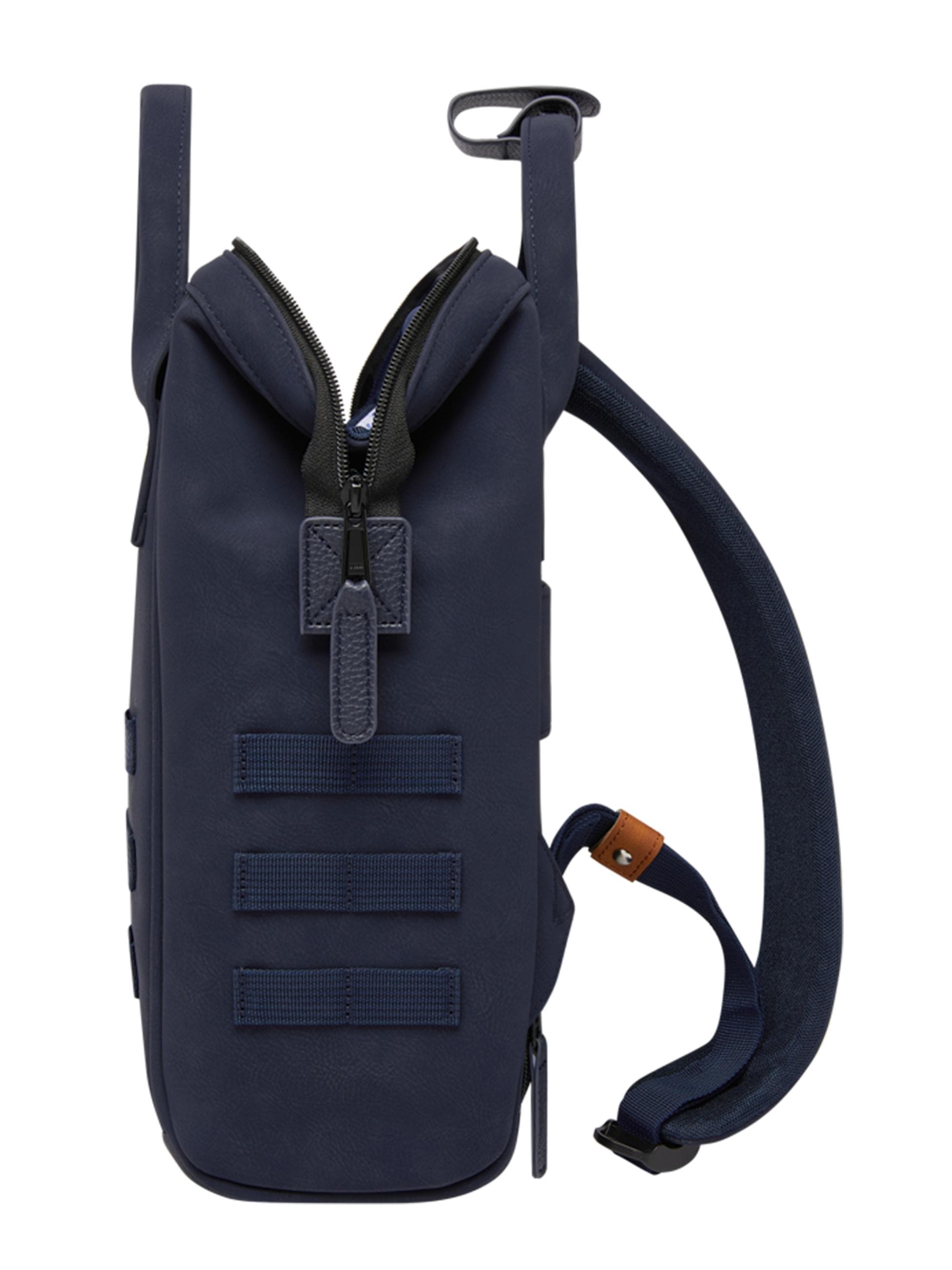 CABAIA Tagesrucksack »Tagesrucksack Adventurer S Nubuck«, Cityrucksack aus hochwertigem Kunstleder