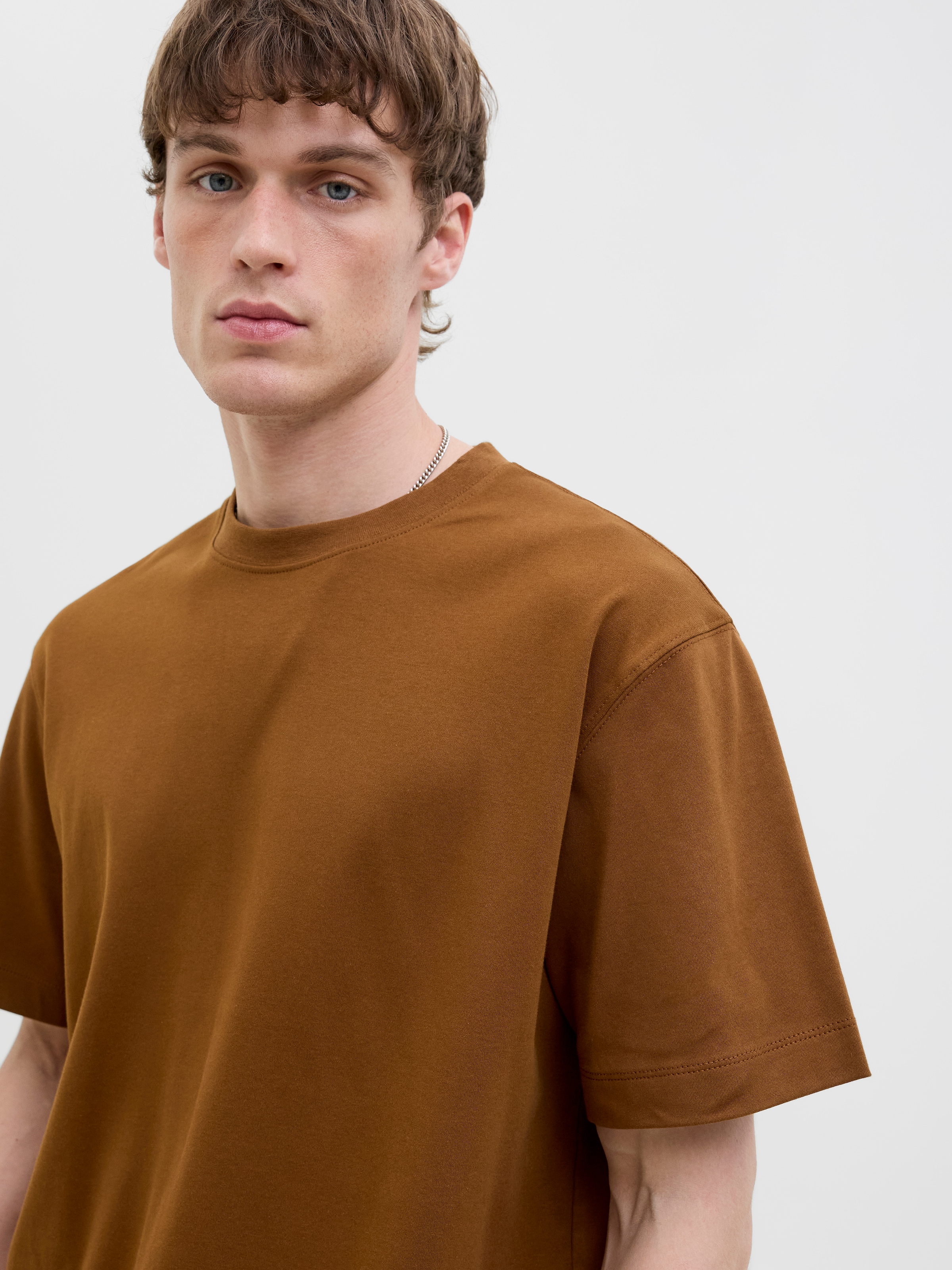 Jack & Jones Rundhalsshirt »JJEURBAN EDGE TEE SS O-NECK NOOS«, mit Rundhalsausschnitt