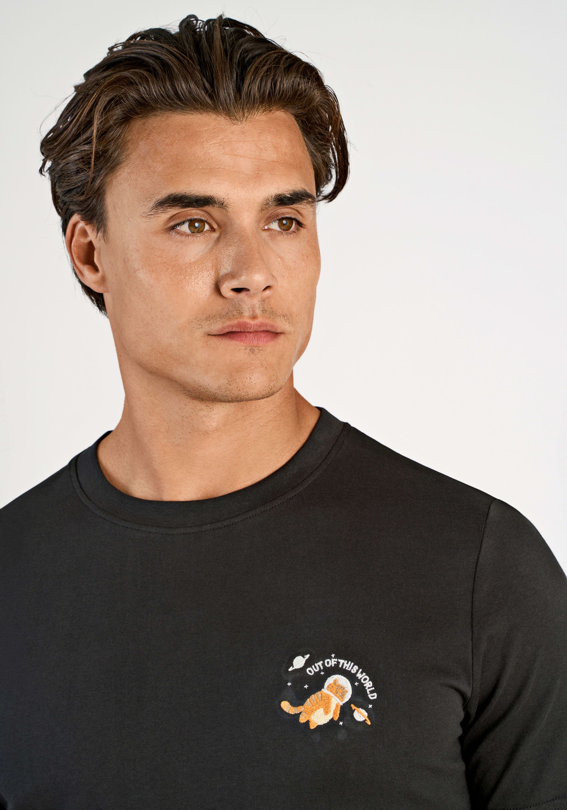 LINDBERGH T-Shirt mit Statement-Stickerei auf der Brust