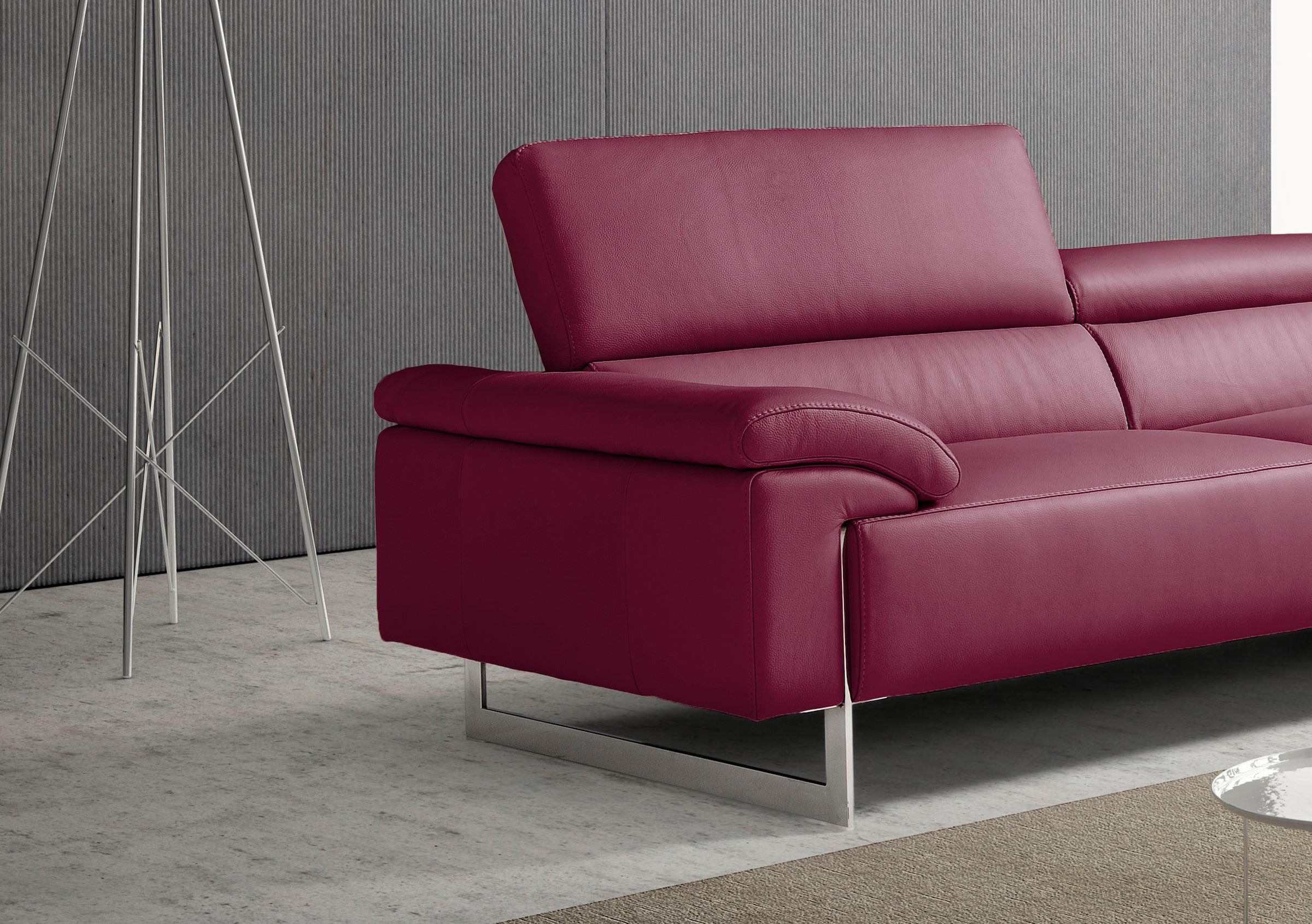 Egoitaliano Ecksofa »Malika, elegant und bequem, Designsofa, L-Form«, mit Ottomane, inkl. Kopfteilverstellung und chromfarbenen Metallfüßen