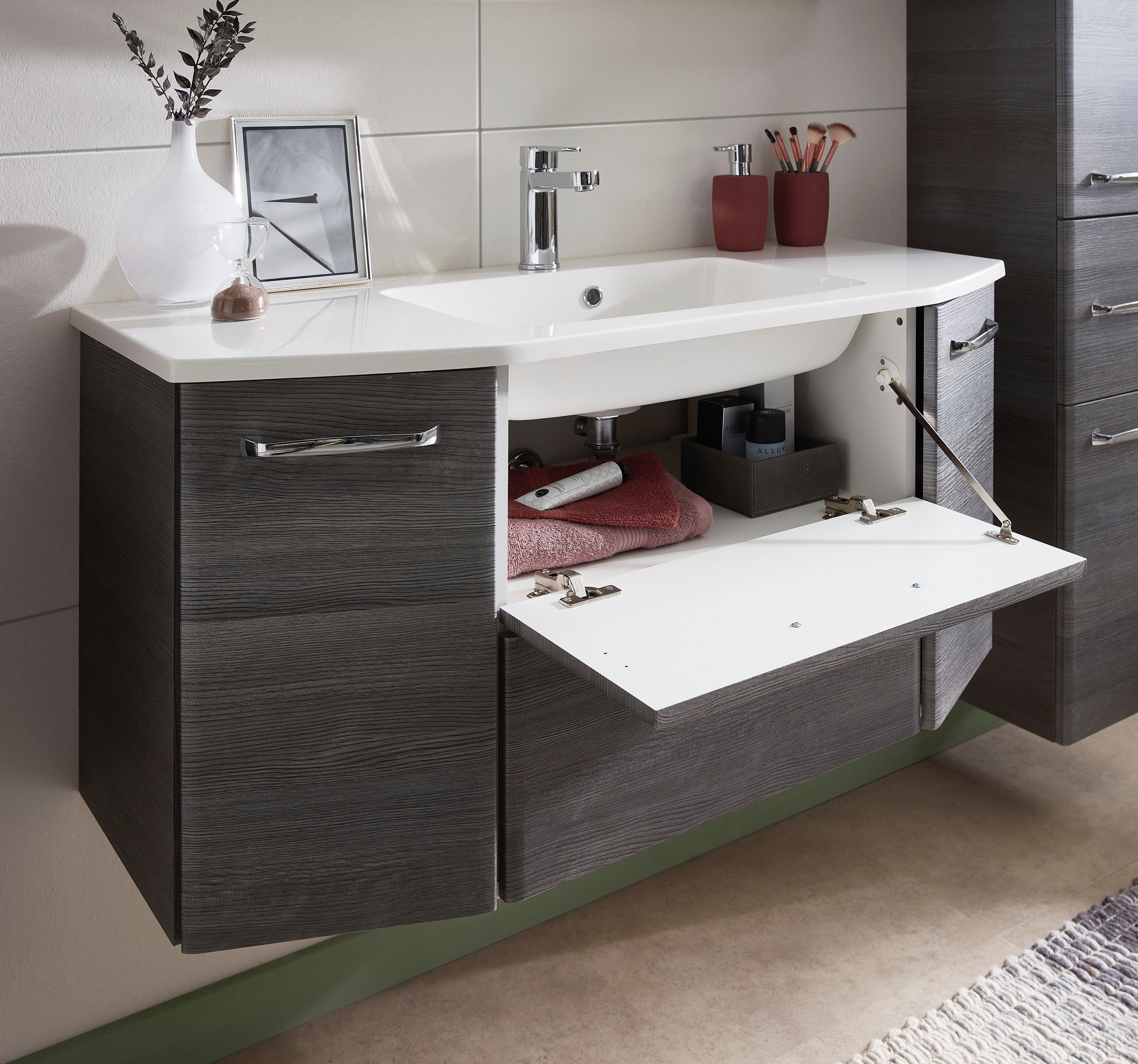Saphir Badmöbel-Set »Quickset 2-teilig, Mineralmarmor-Waschtisch mit LED-Spiegelschrank«, (2 St.), Badezimmer Set inkl. Türdämpfer, 5 Türen, 1 Klappe, 1 Schublade