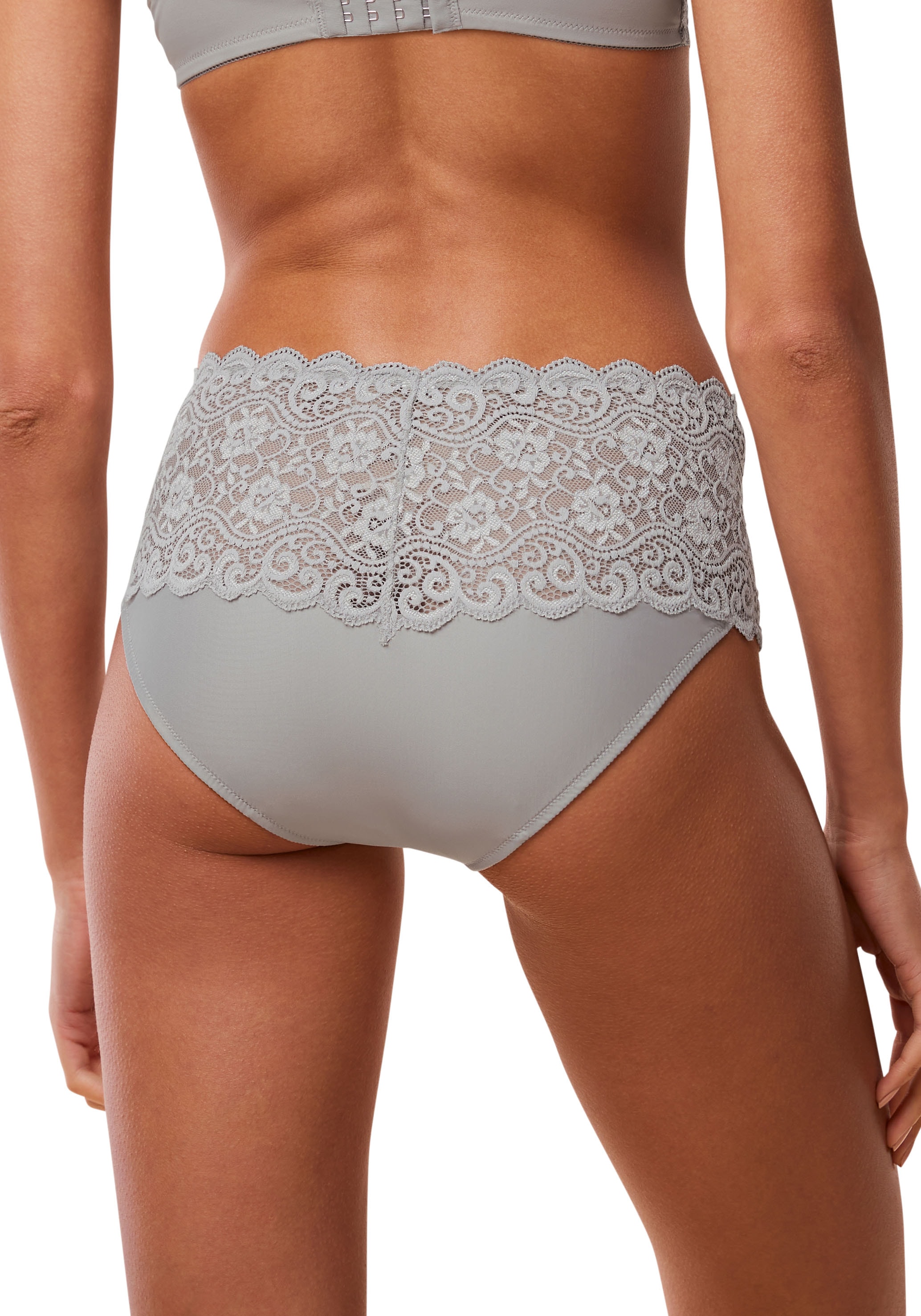 Triumph Maxislip »Amourette«, Stretch-Spitze, klassische Passform, Mikrofaser, flache Nähte
