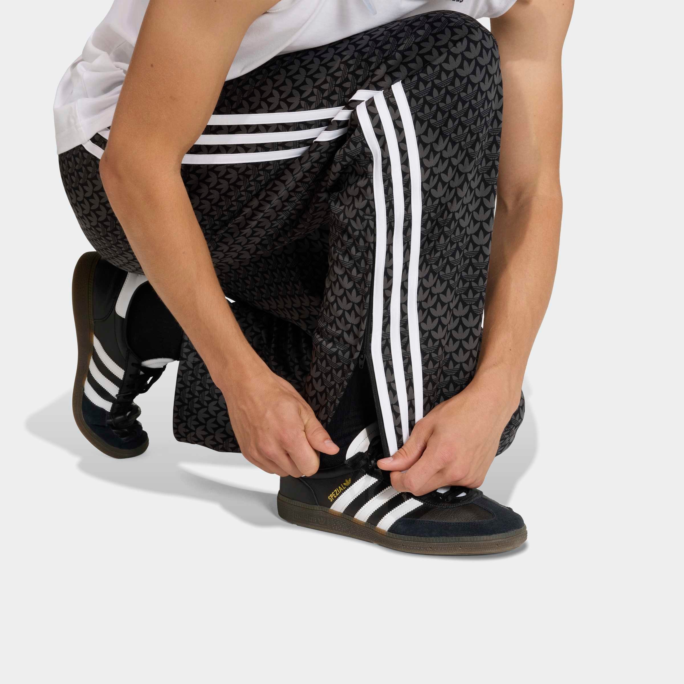 adidas Originals Sporthose »FIREBIRD MONOGRAM, LOCKER GESCHNITTEN«