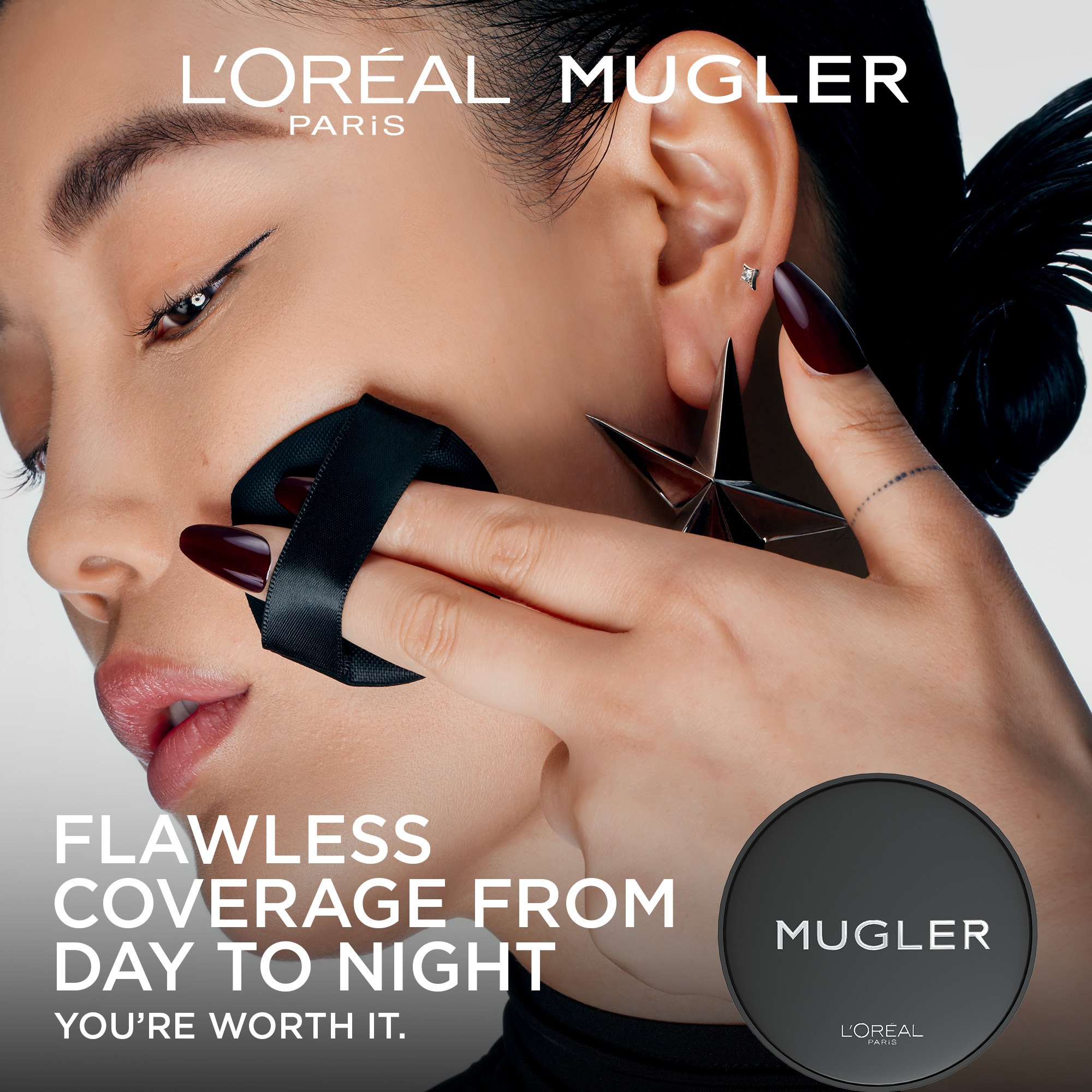 L'ORÉAL PARIS Foundation »MUGLER SOFT GLOW CUSHION FOUNDATION« sorgt für eine makellose Deckkraft und einen natürlich wirkenden Teint