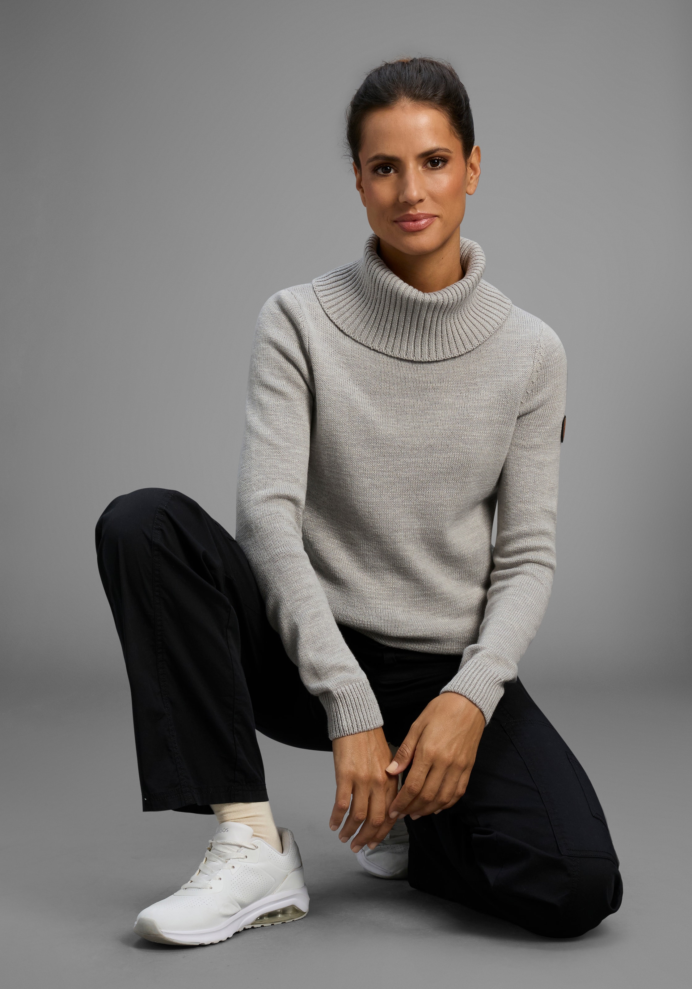 KangaROOS Rollkragenpullover, in klassischer Form