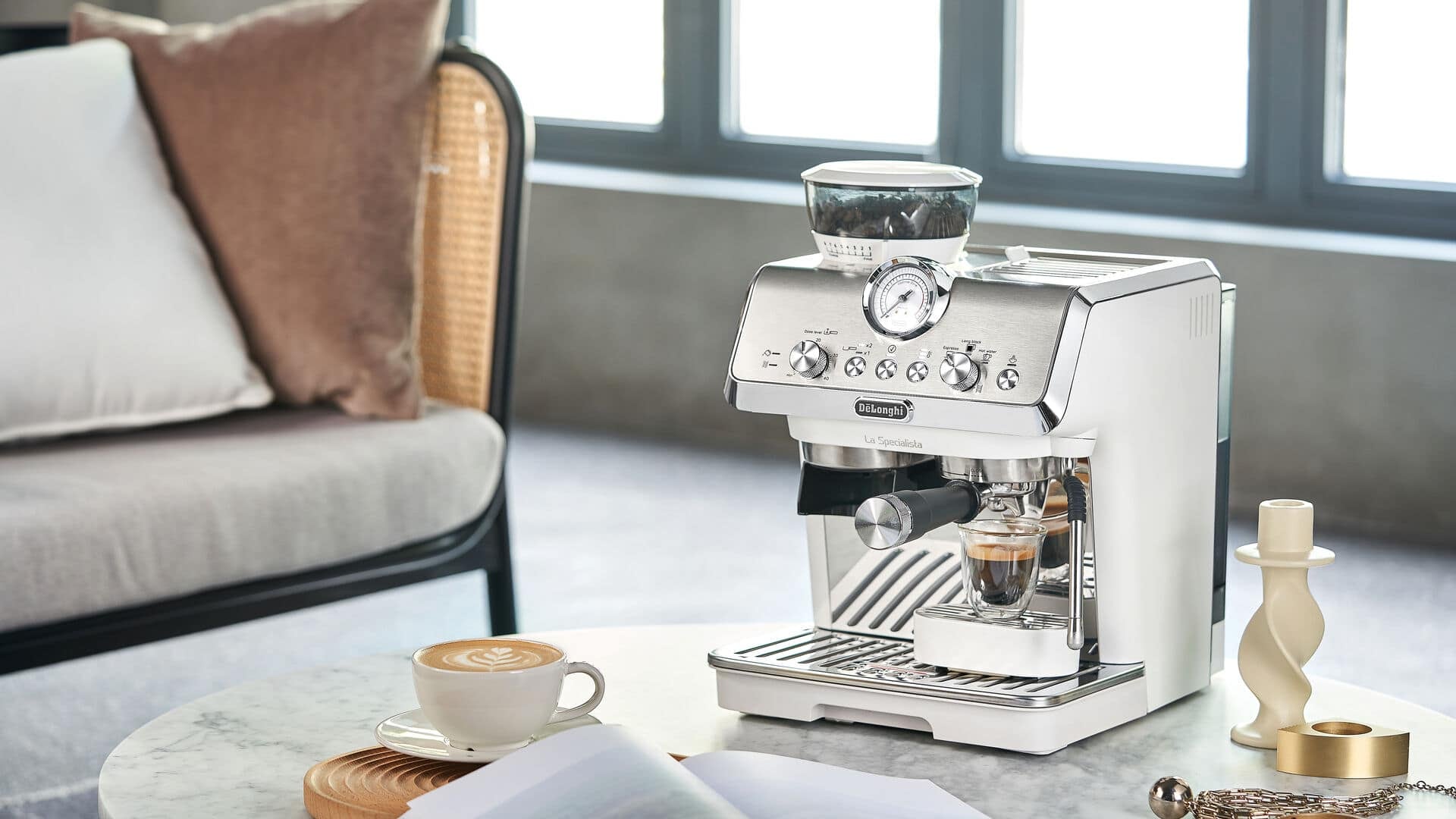 De'Longhi Espressomaschine »LA SPECIALISTA EC9155.W«, weiß, Siebträger mit MyLatte Art System