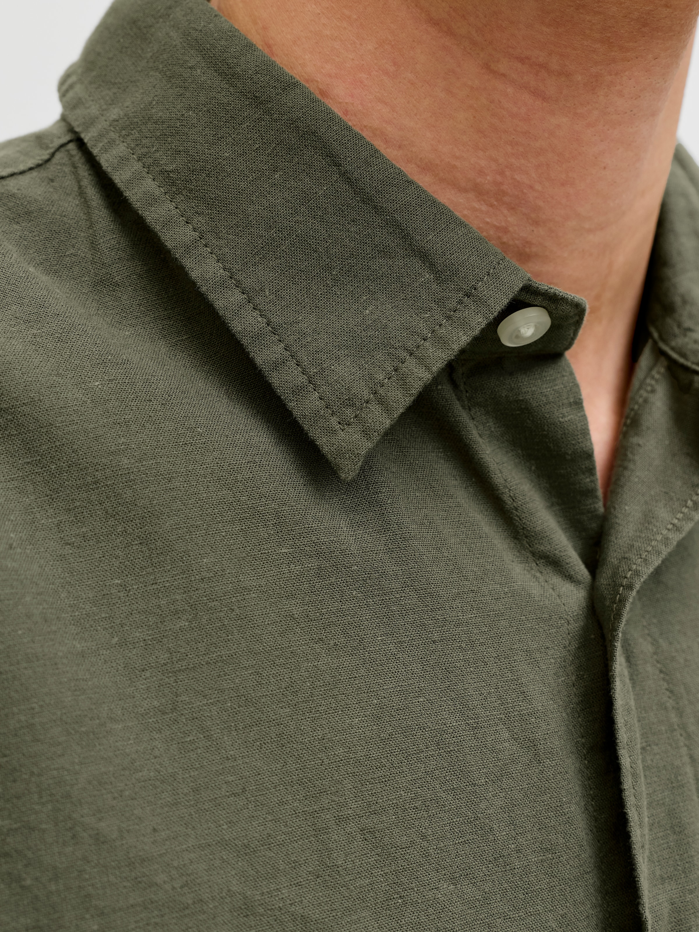 Jack & Jones Langarmhemd »JJEBREEZE LINEN BLEND SHIRT L/S SN« mit Knopfleiste