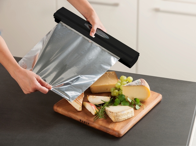 WENKO Folienspender »Modell Perfect-Cutter«, für Folienrollen bis 33 cm Breite, für Alufolien und Frischhaltefolien