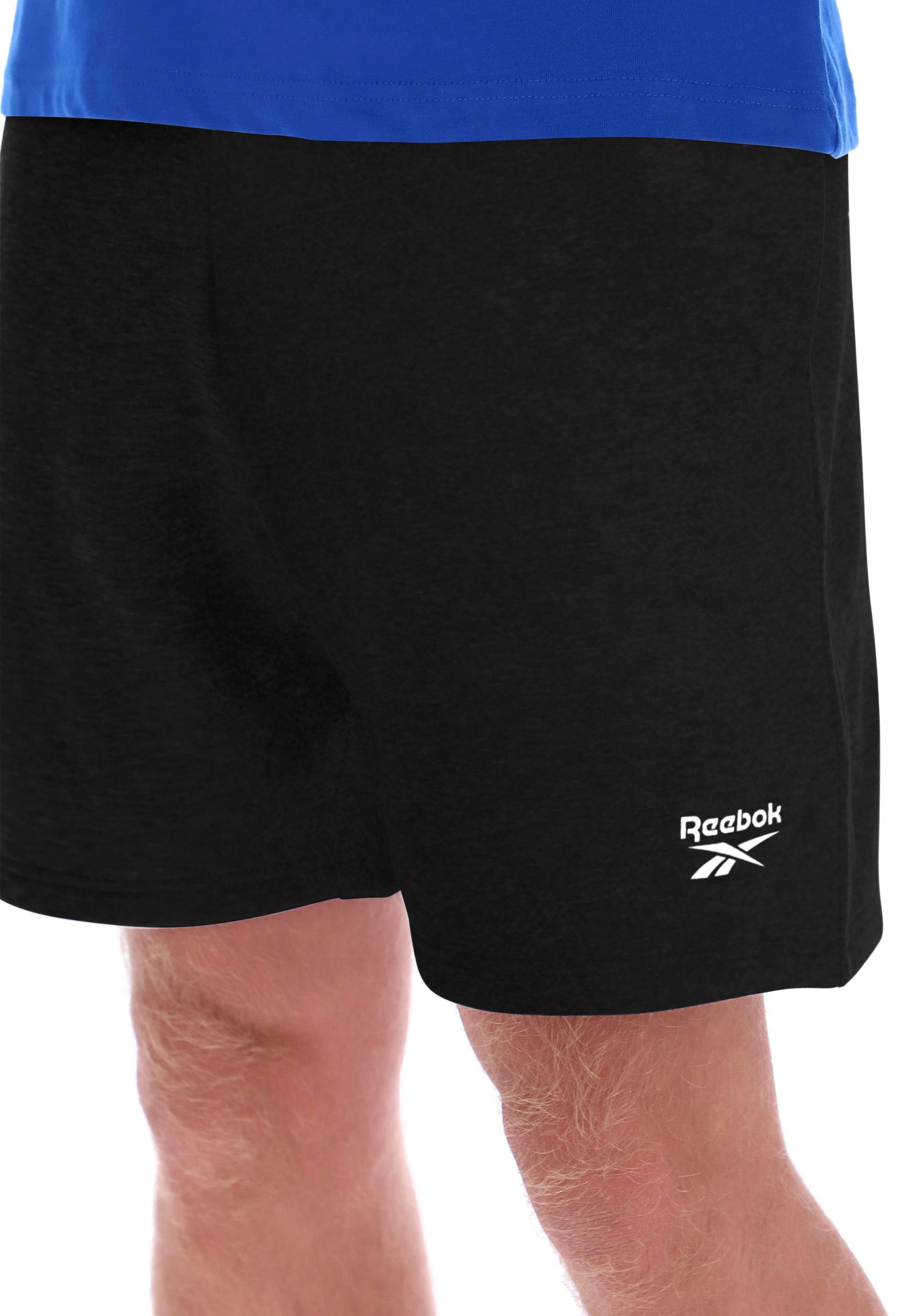 Reebok Sweatshorts »MARCUS SMALL LOGO FLEECE SHORTS«  lockere Passform, mit elastischem Bund, sportlicher Stil