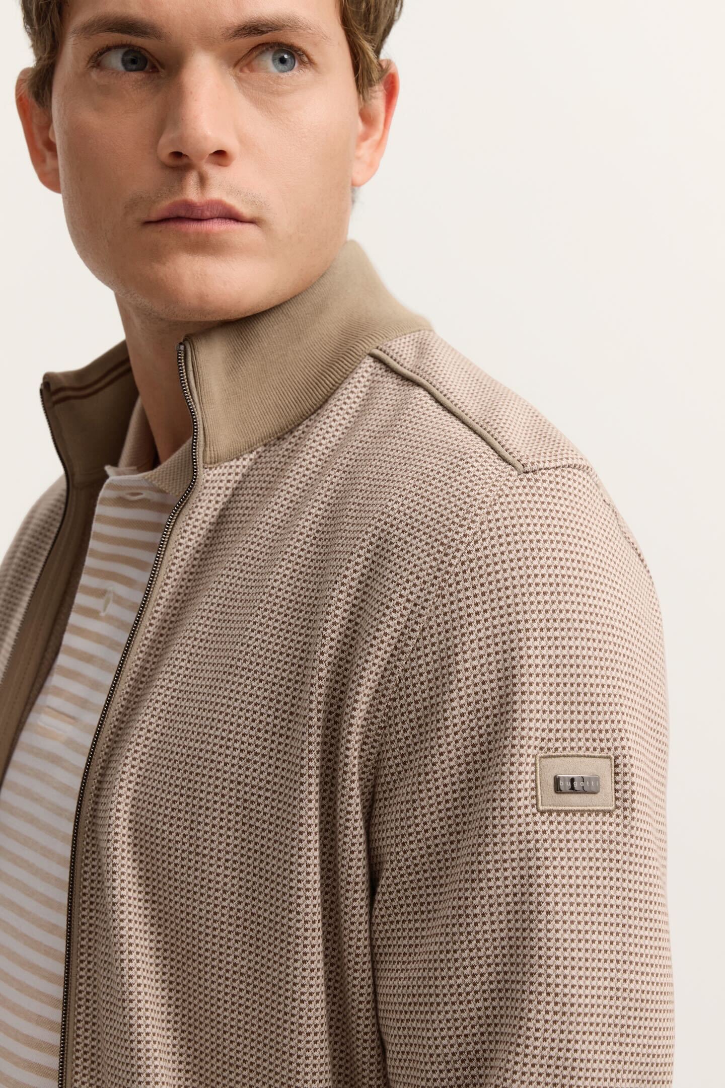 bugatti Sweatjacke »Elegant« im Jaquard-Design Modern Fit